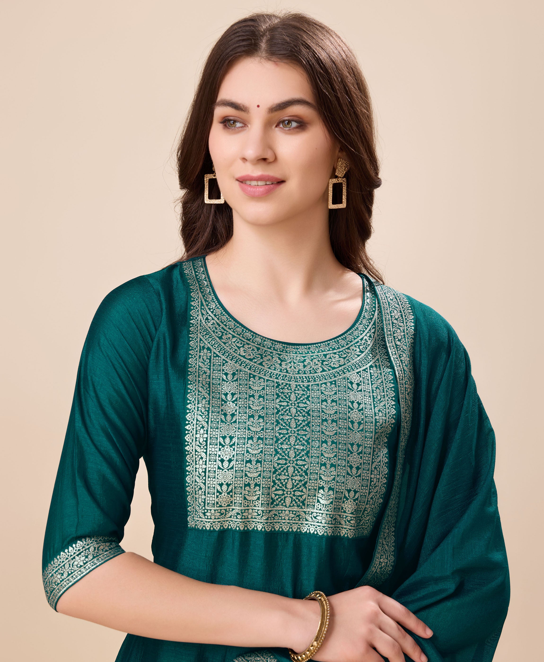 Her Couture Women's Green Vichitra Silk Floral Jacquard Kurta With Pant & Dupatta