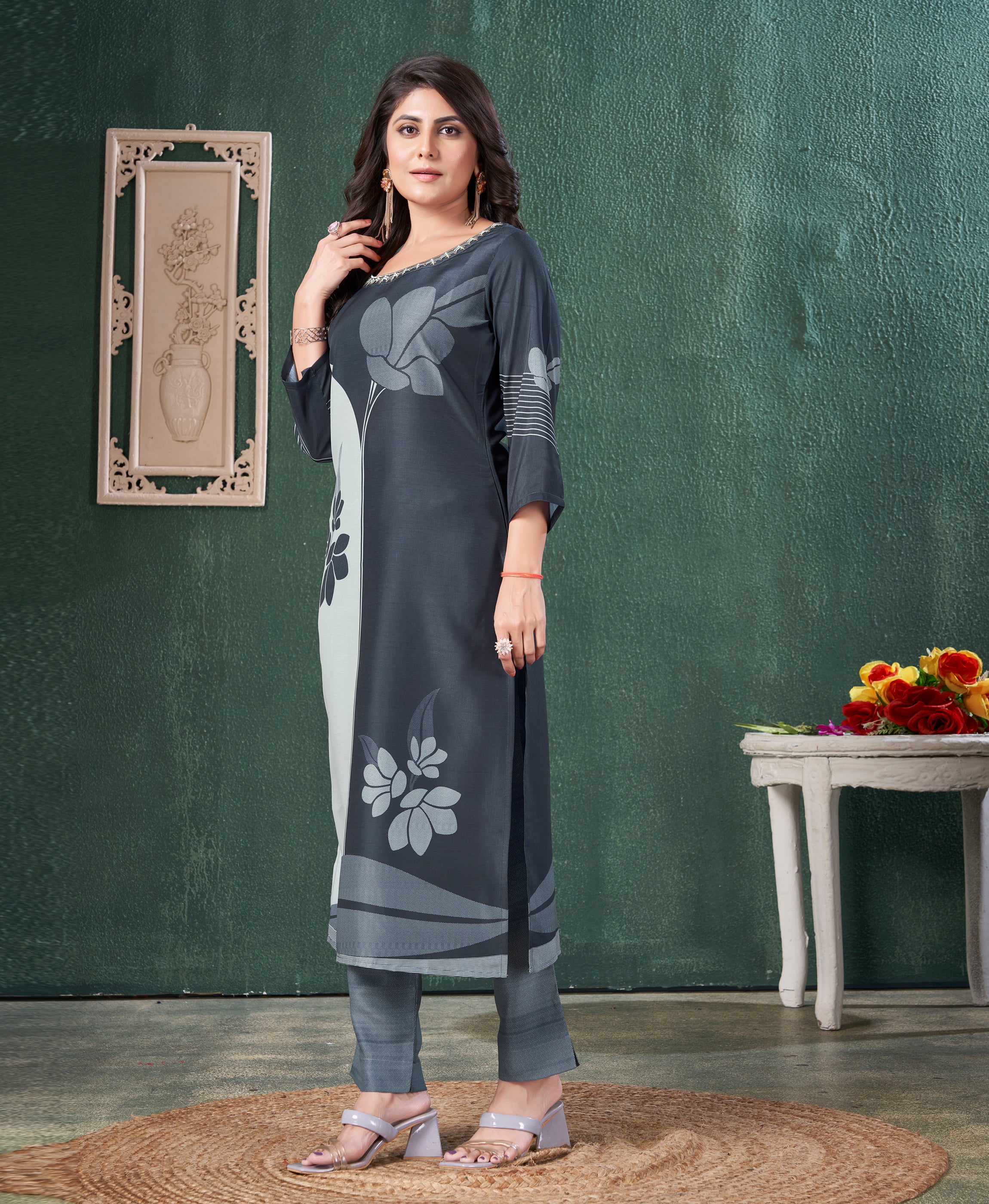 Her Couture Women's Steel Blue Muslin Ombre Printed Embroidered Straight Kurta With Pant