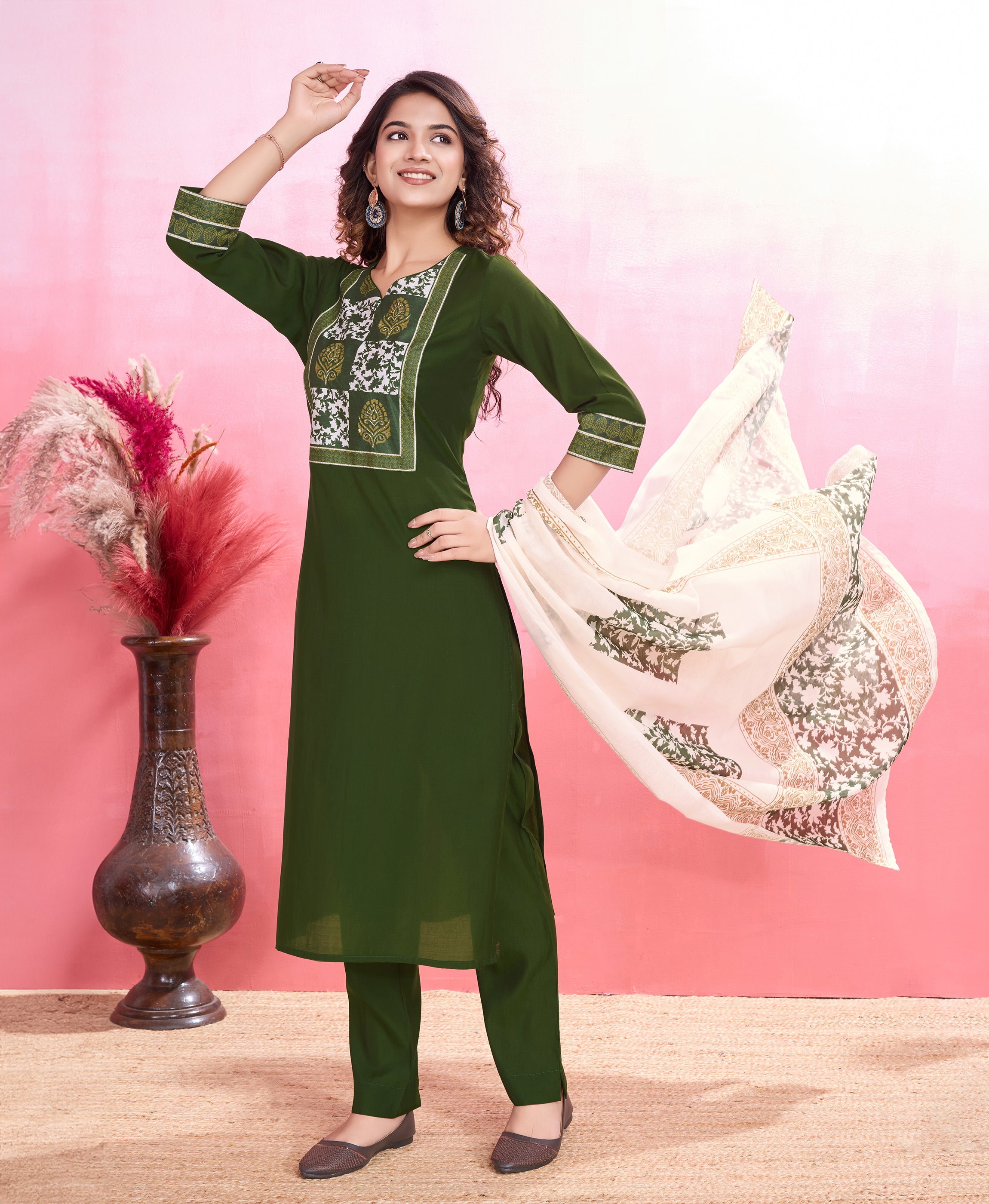 Her Couture Women's Green Blend Viscose Silk Ethnic Motifs Straight Kurta With Pant & Printed Dupatta