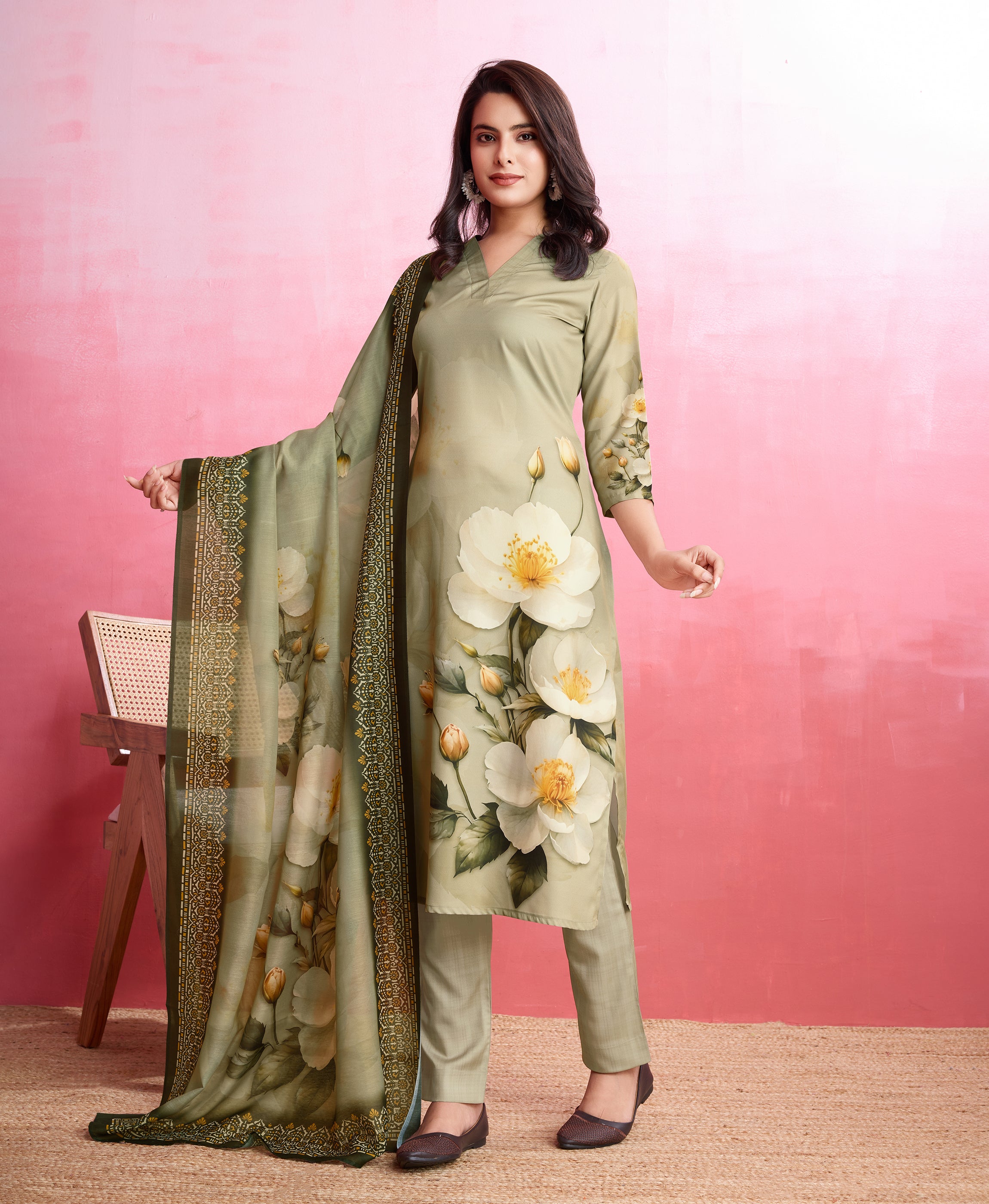 Her Couture Women's Dark Green Crepe Floral & Leaf Straight Kurta With Pant & Printed Dupatta