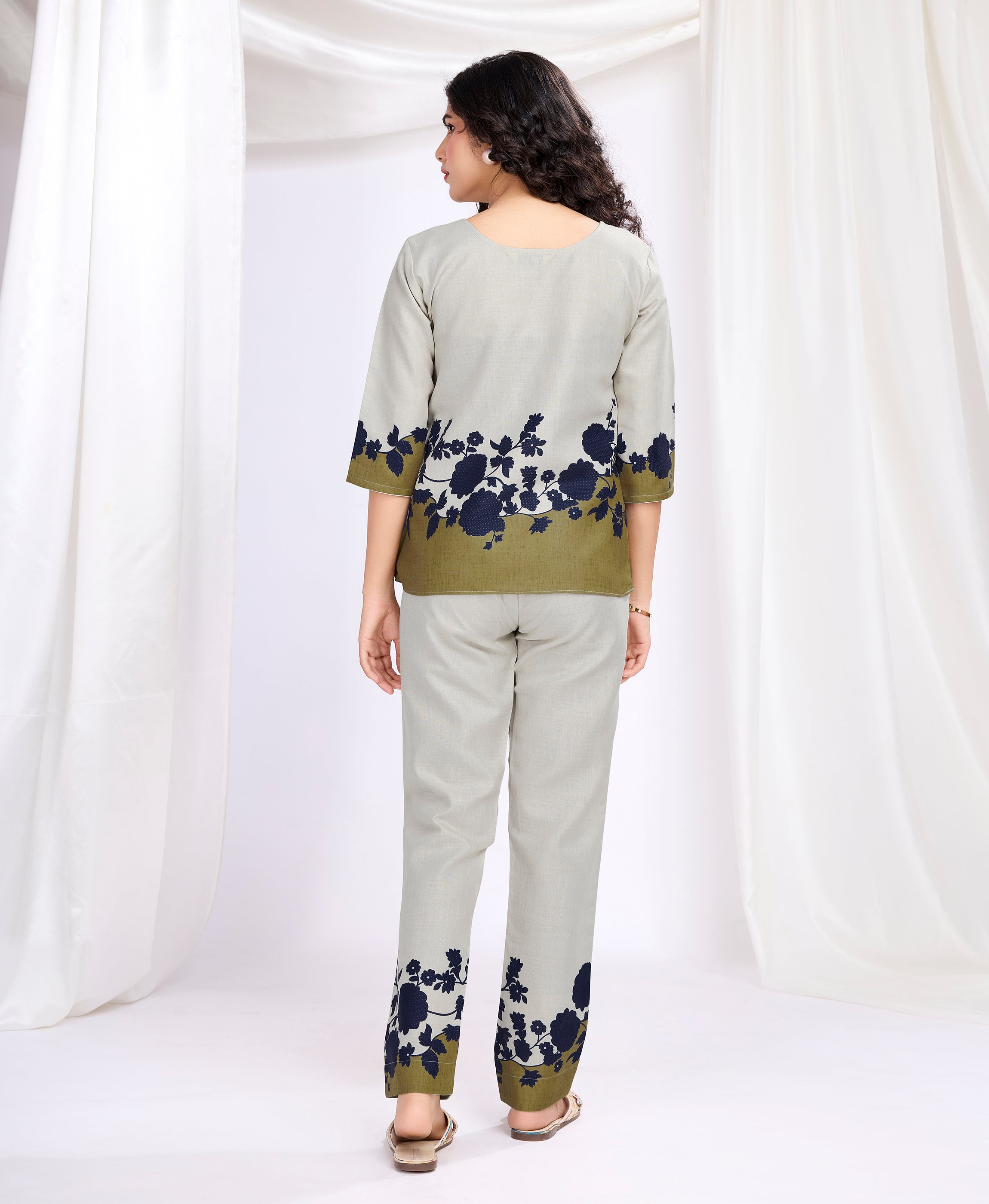 Her Couture Women's Ivory Linen Silk Floral Printed Causal Co-ord Set