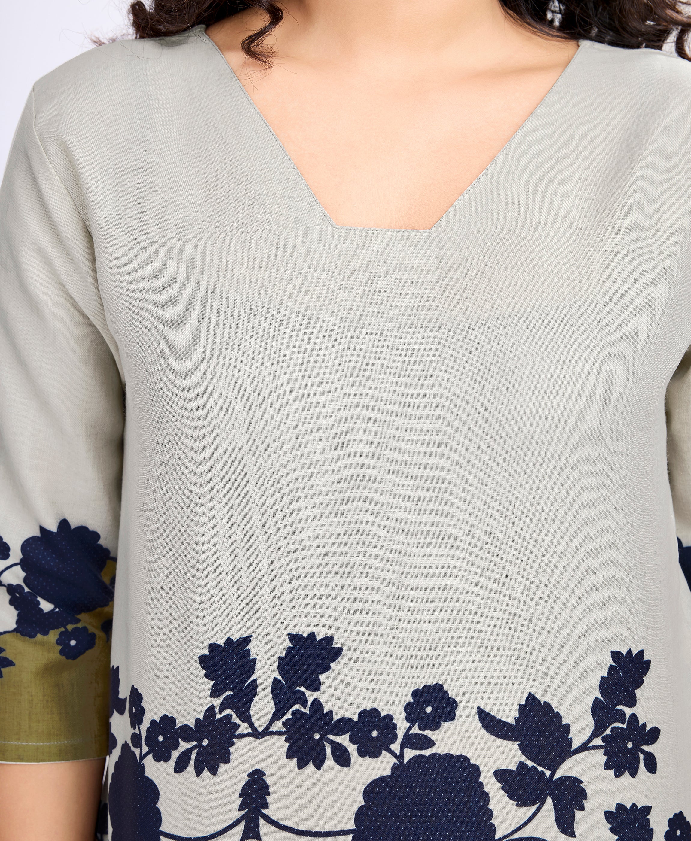 Her Couture Women's Ivory Linen Silk Floral Printed Causal Co-ord Set