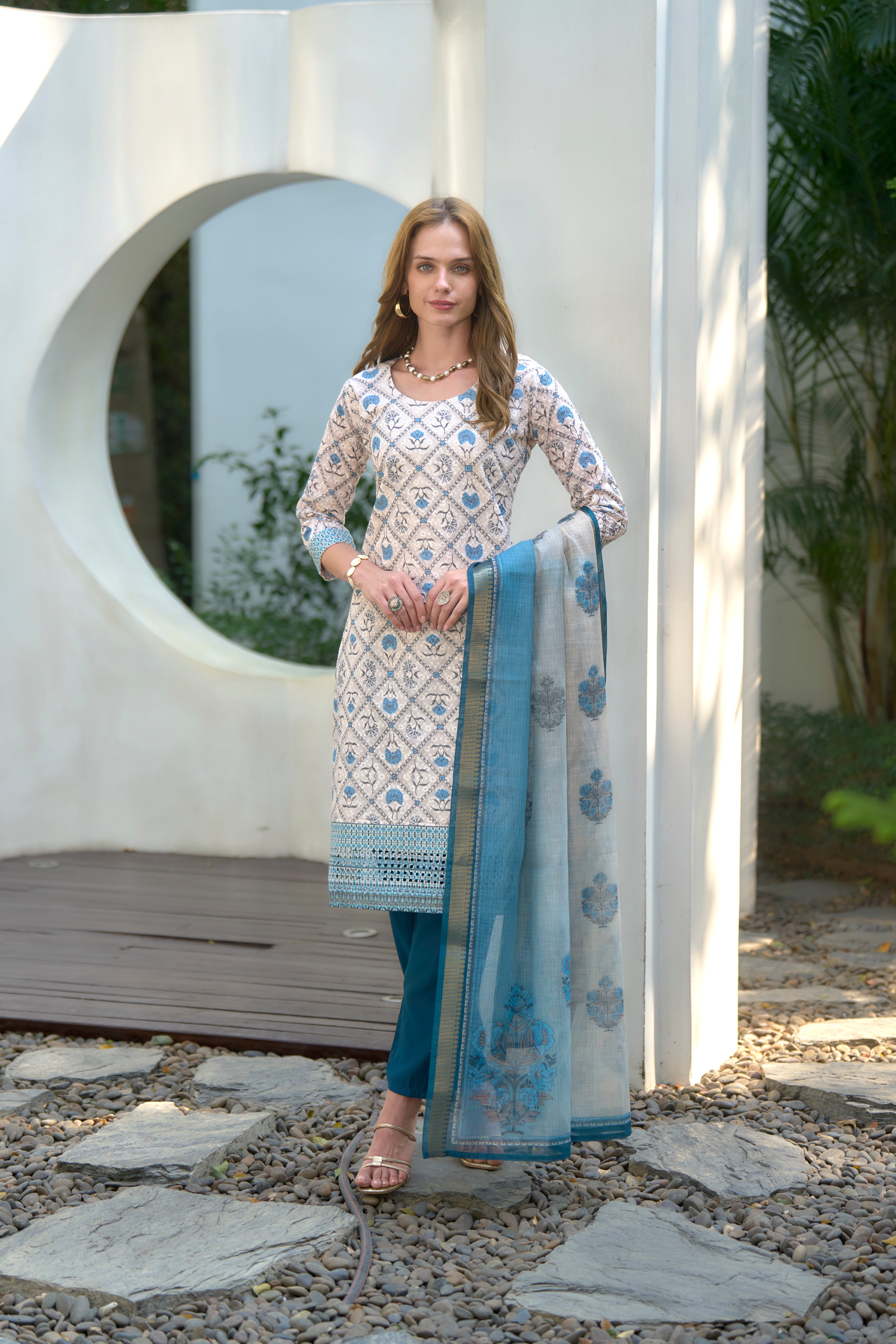Blue Cotton Straight Festive & Party Kurta Set by Her Couture