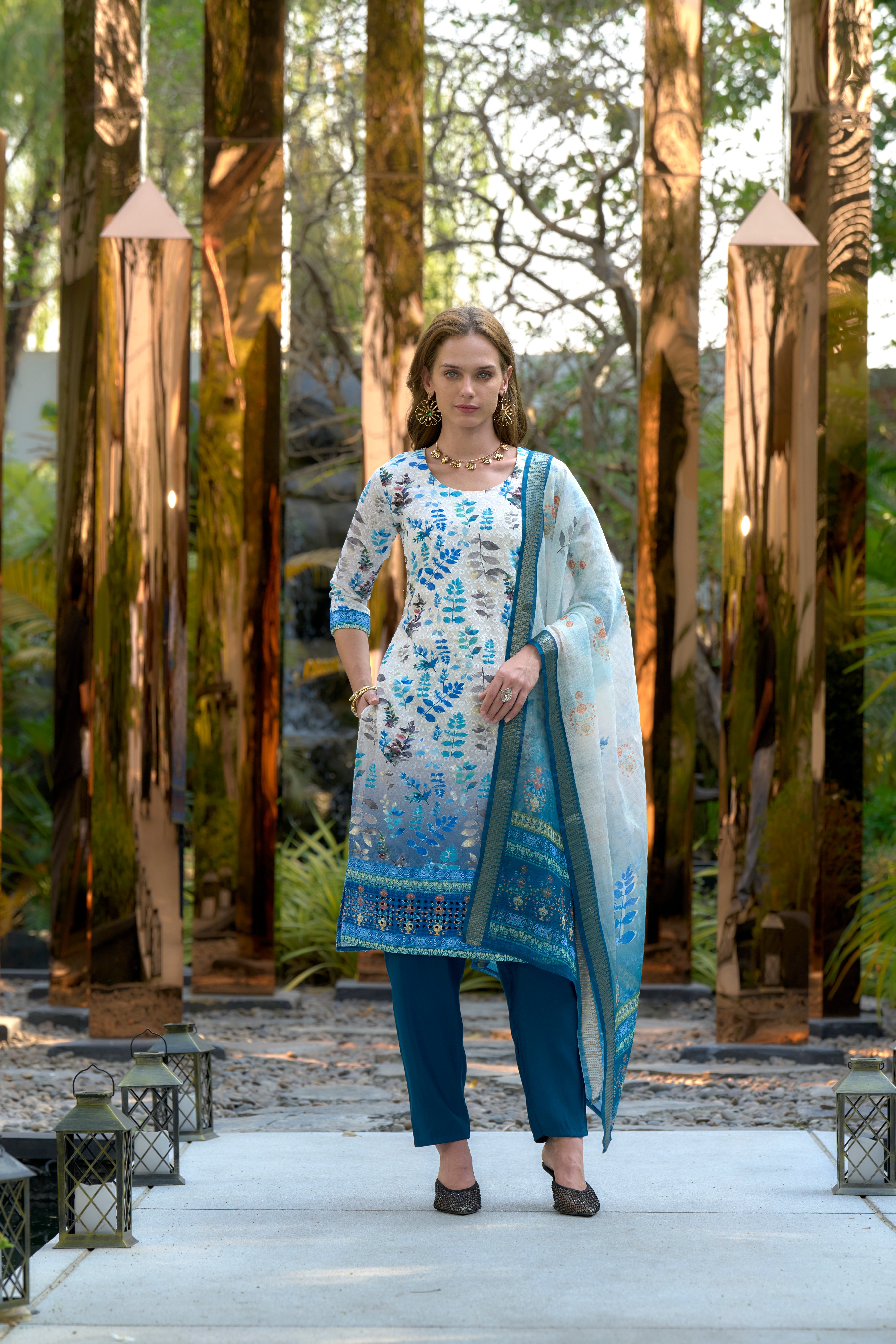 White Cotton Straight Festive & Party Kurta Set by Her Couture