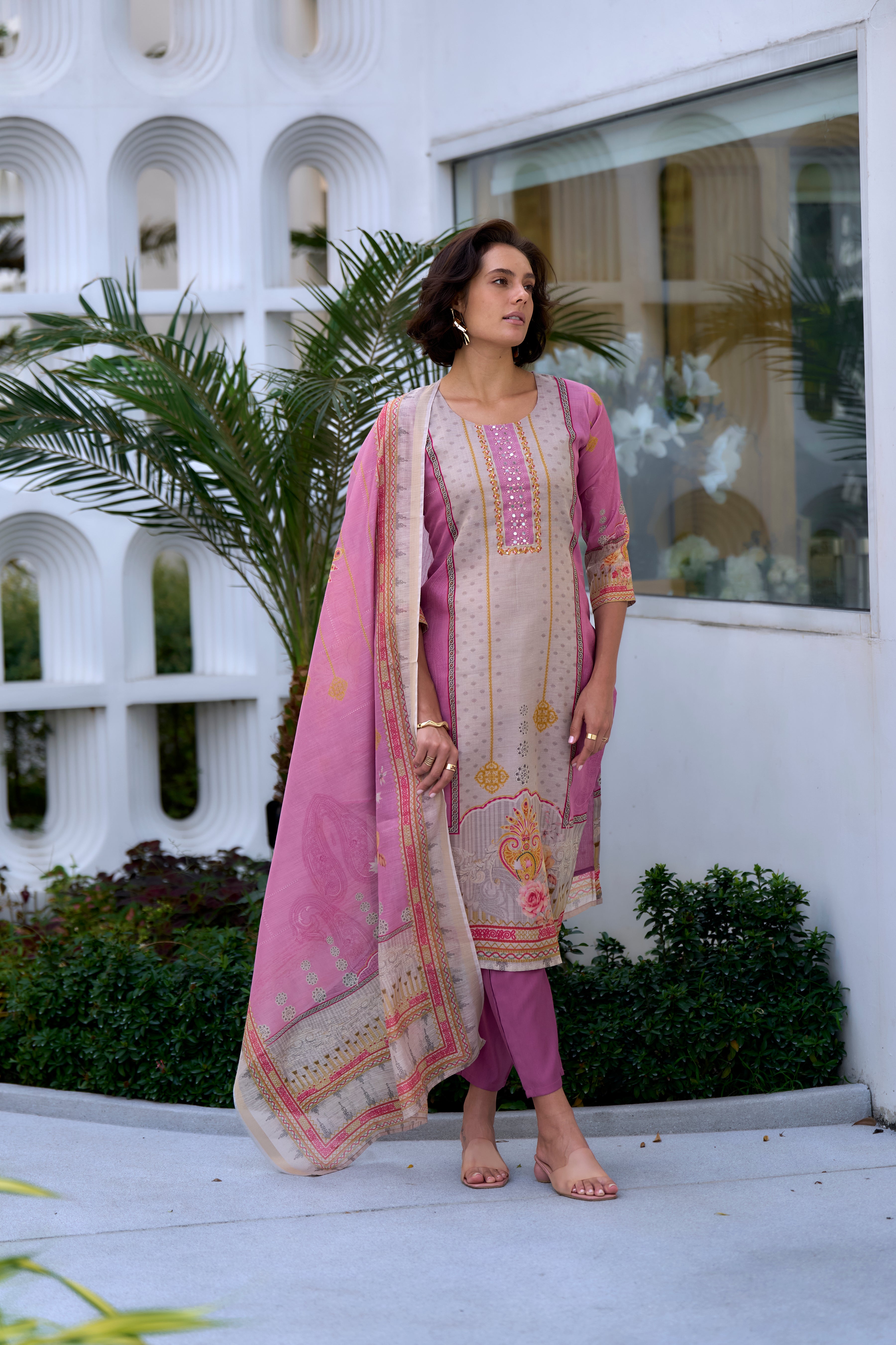 Her Couture Women's Grey Silk Blend Geometric Straight Kurta With Pant & Printed Dupatta