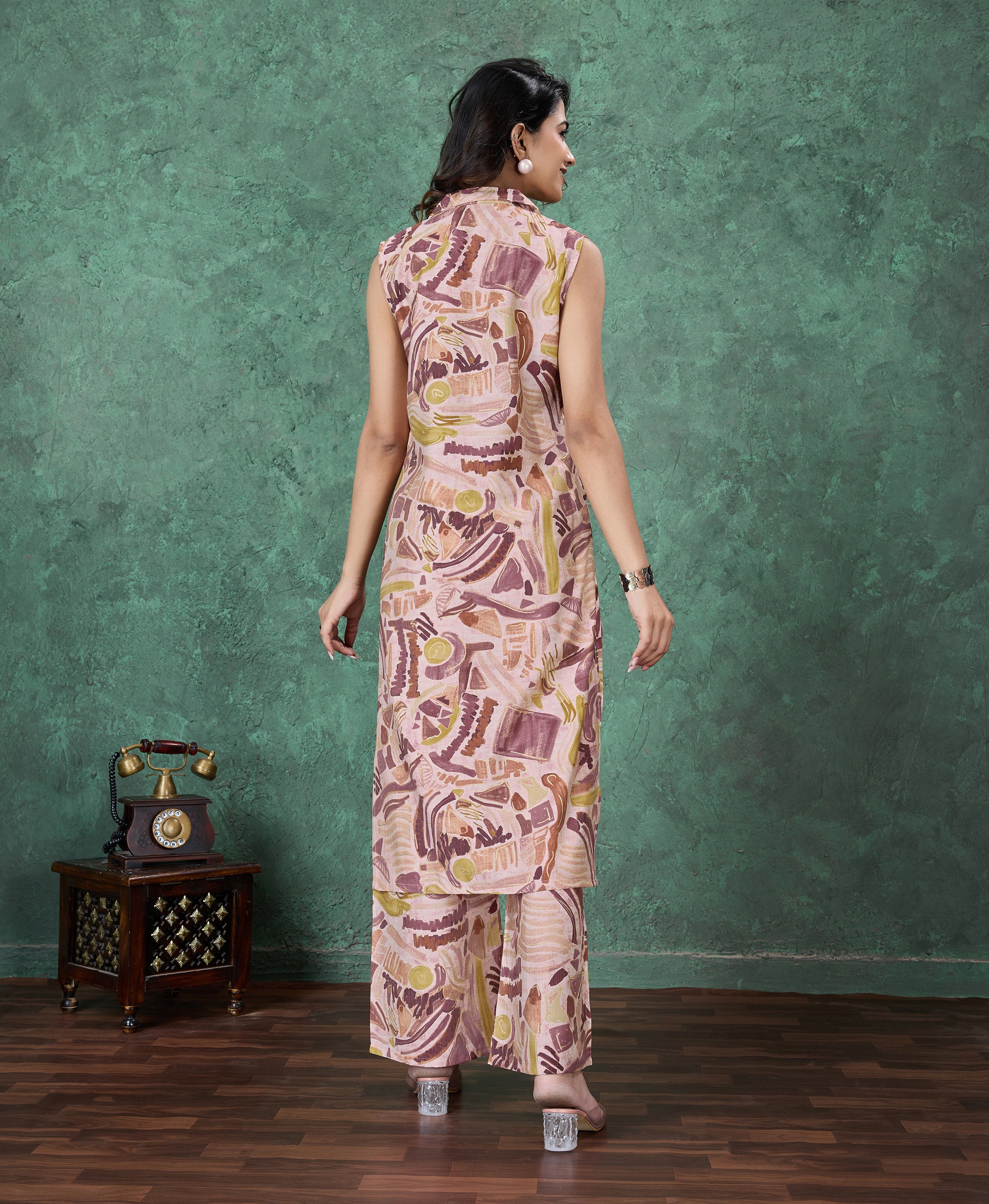Her Couture Women's Multicolor Viscose Geometric Embellished Straight Kurta With Palazzo