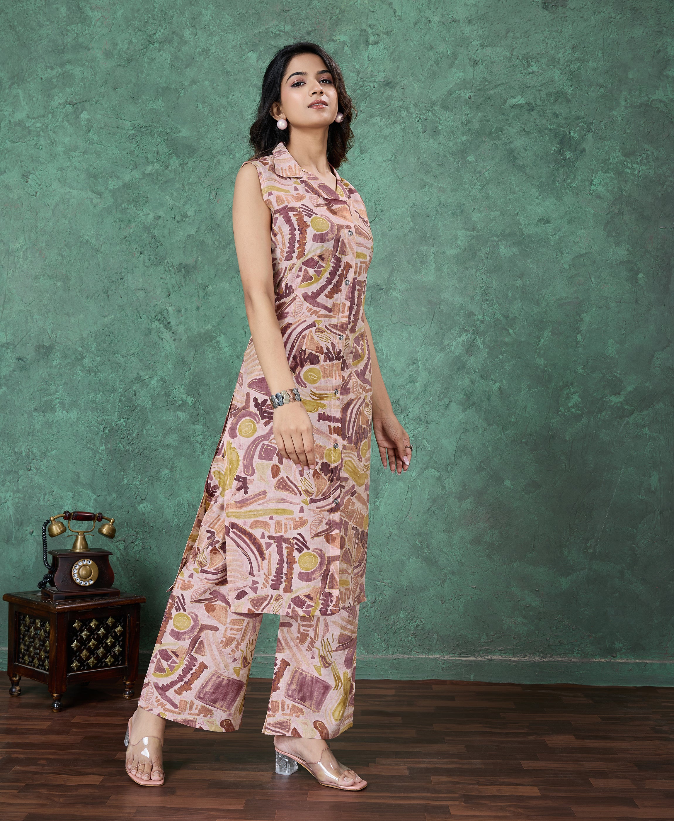 Her Couture Women's Multicolor Viscose Geometric Embellished Straight Kurta With Palazzo