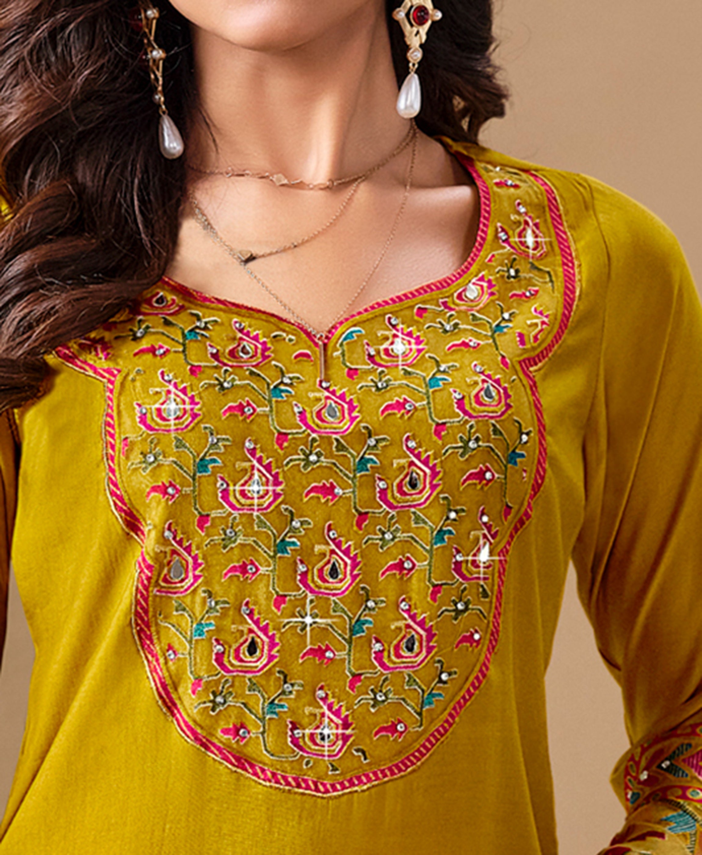 Her Couture Women's Yellow Viscose Blend Brasso Geometric Printed Gold Foil Straight Kurta With Pant & Printed Dupatta