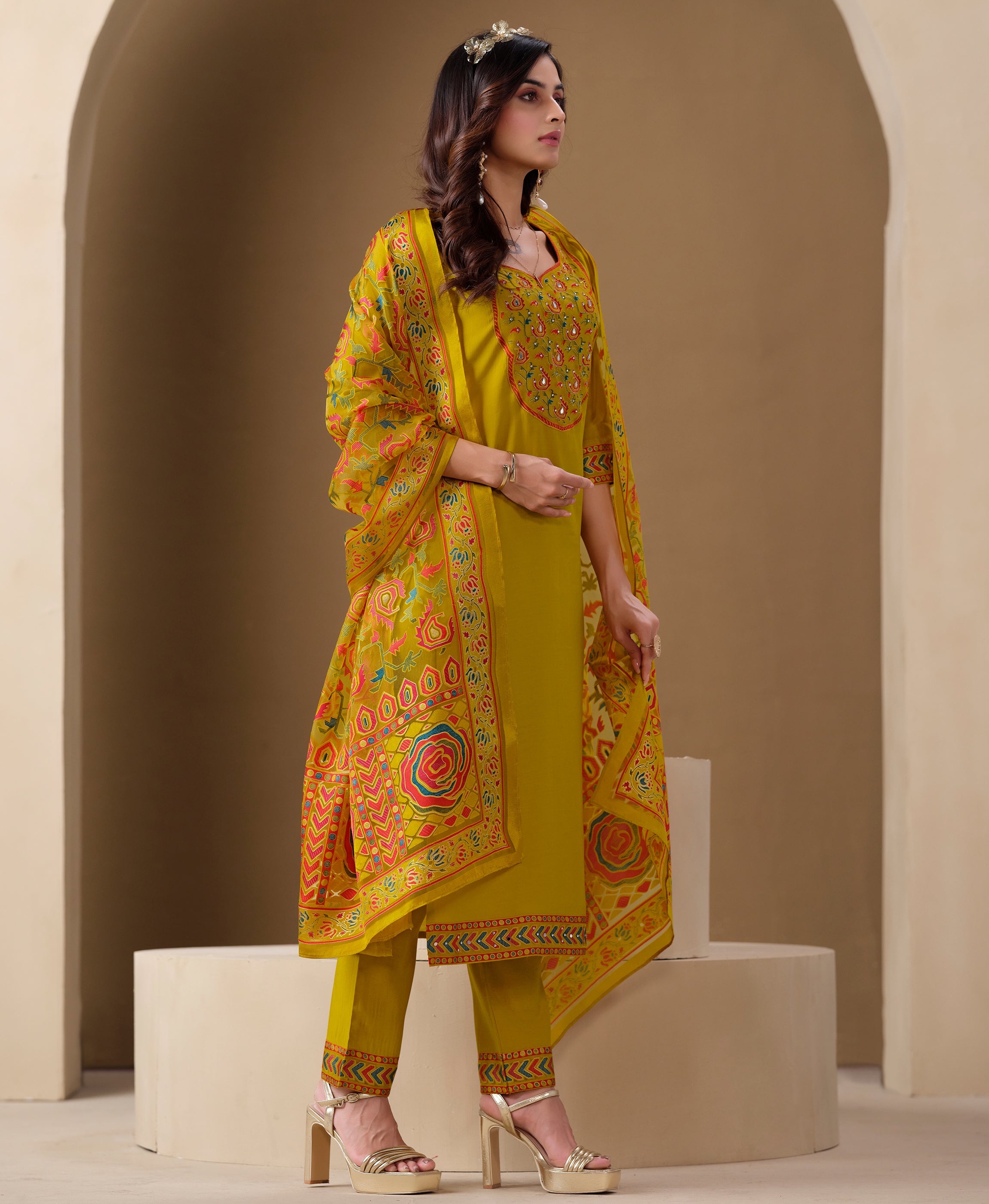 Her Couture Women's Yellow Viscose Blend Brasso Geometric Printed Gold Foil Straight Kurta With Pant & Printed Dupatta