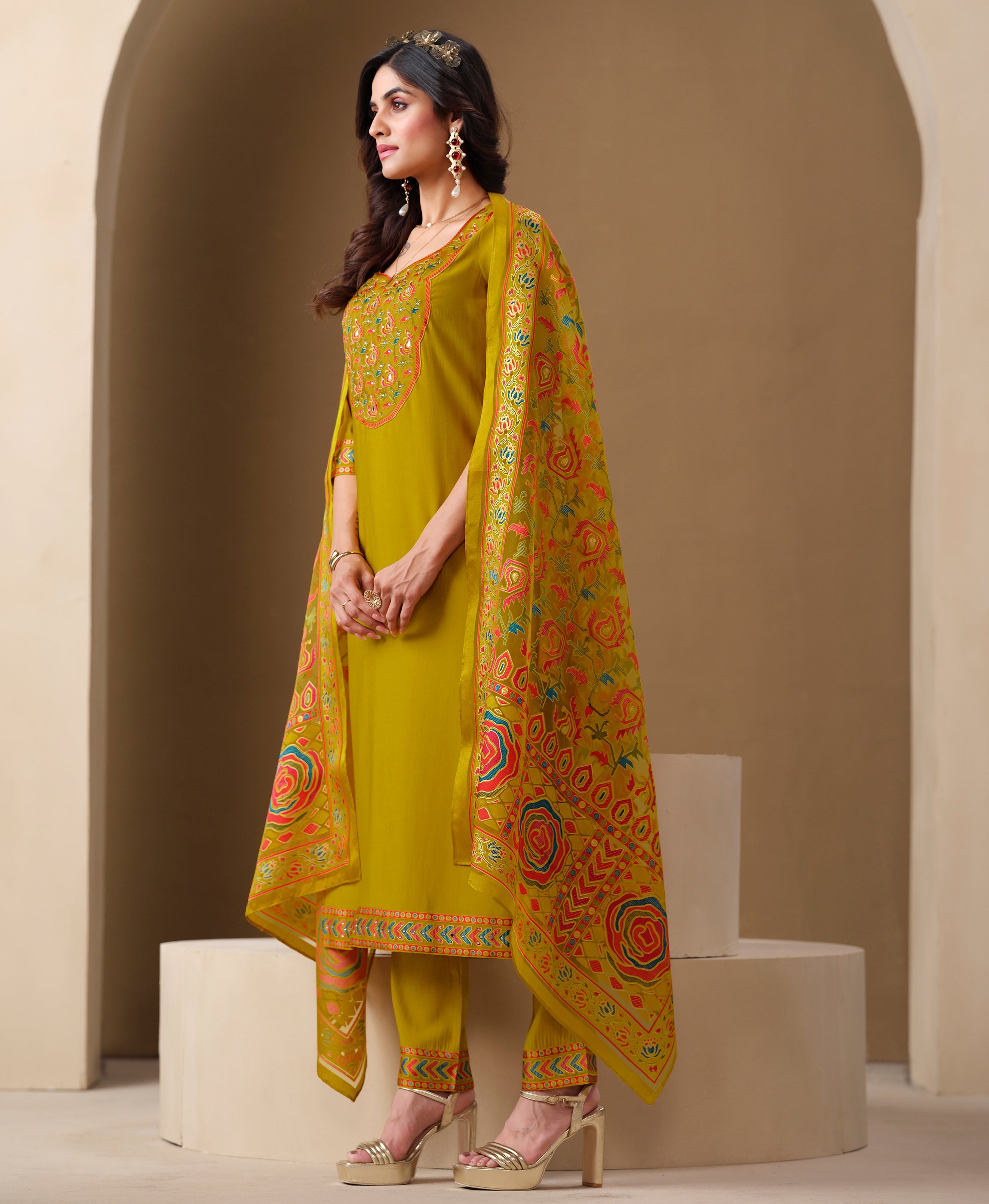 Her Couture Women's Yellow Viscose Blend Brasso Geometric Printed Gold Foil Straight Kurta With Pant & Printed Dupatta