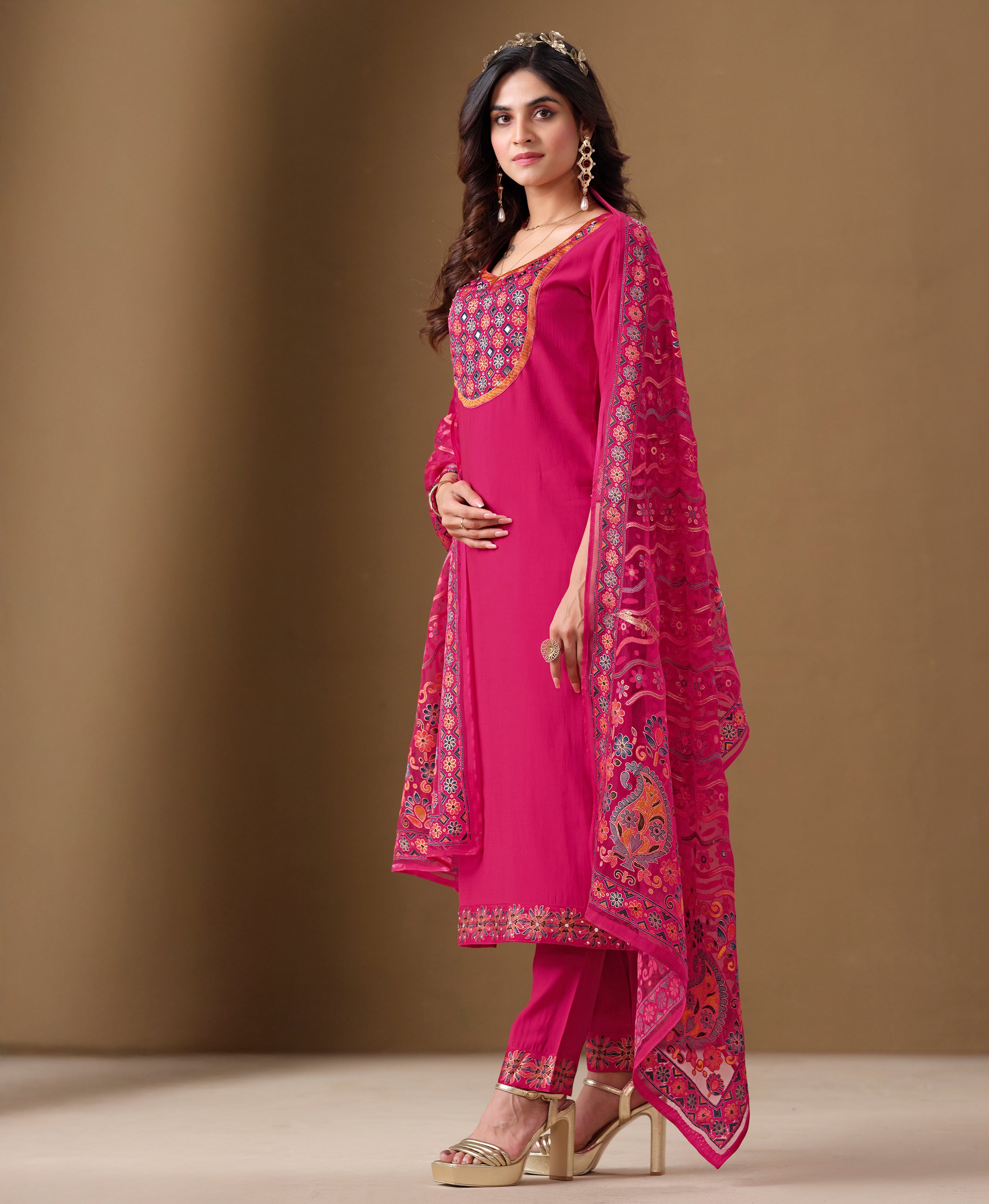 Her Couture Women's Pink Viscose Blend Brasso Floral & Leaf Printed Gold Foil Straight Kurta With Pant & Printed Dupatta