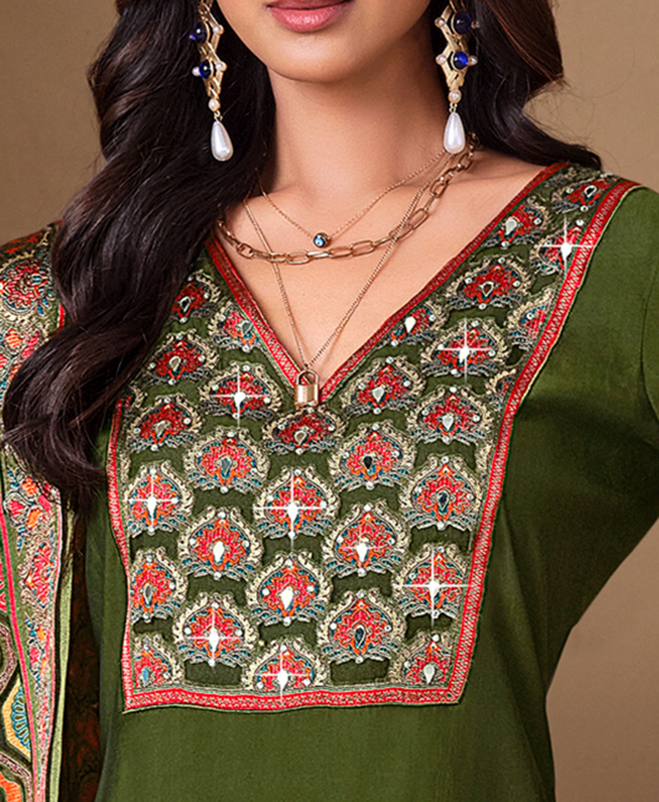 Her Couture Women's Green Viscose Blend Brasso Floral & Leaf Printed Gold Foil Straight Kurta With Pant & Printed Dupatta