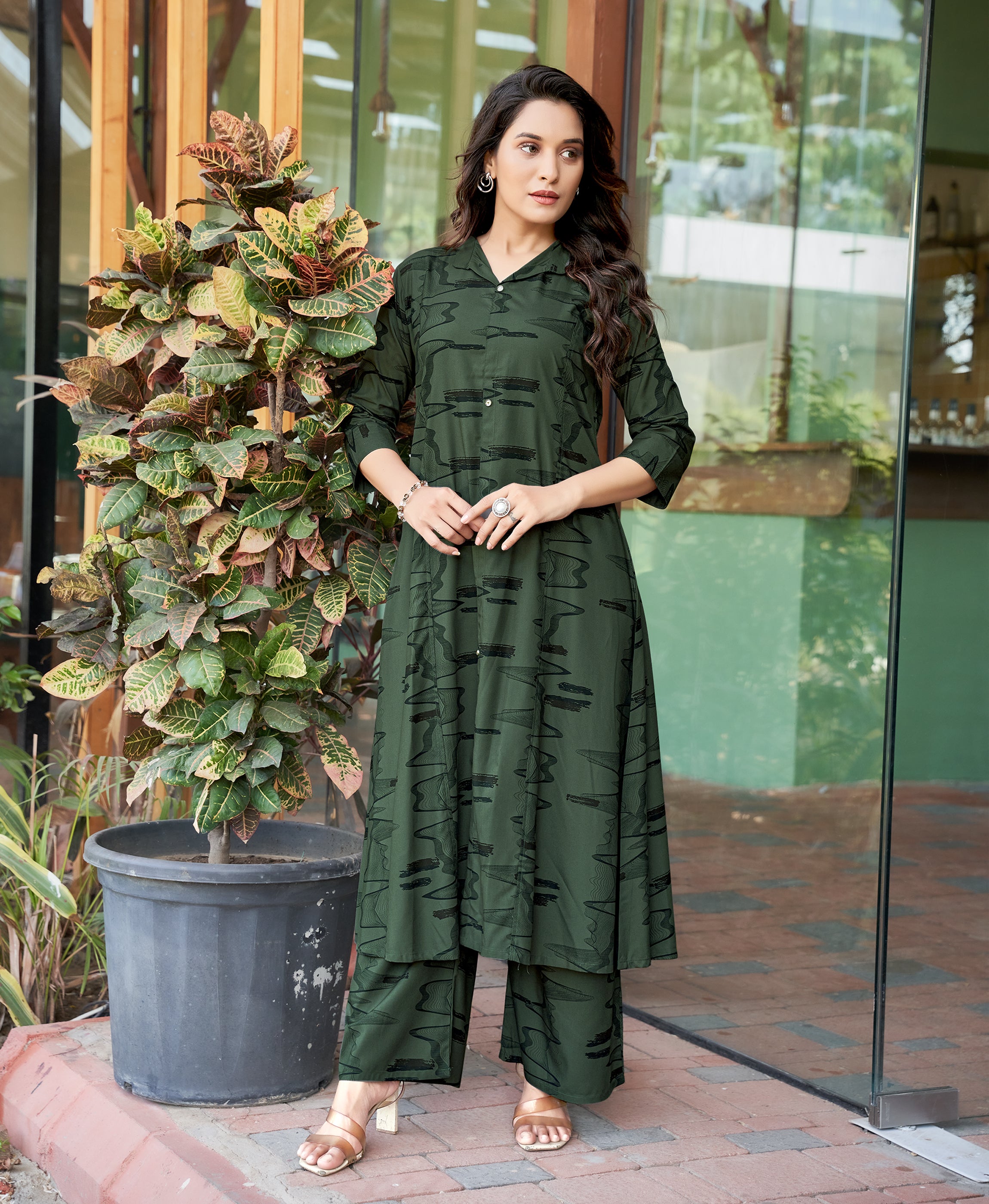 Her Couture Women's Dark Green Rayon Abstract Print Party Co-ord Set