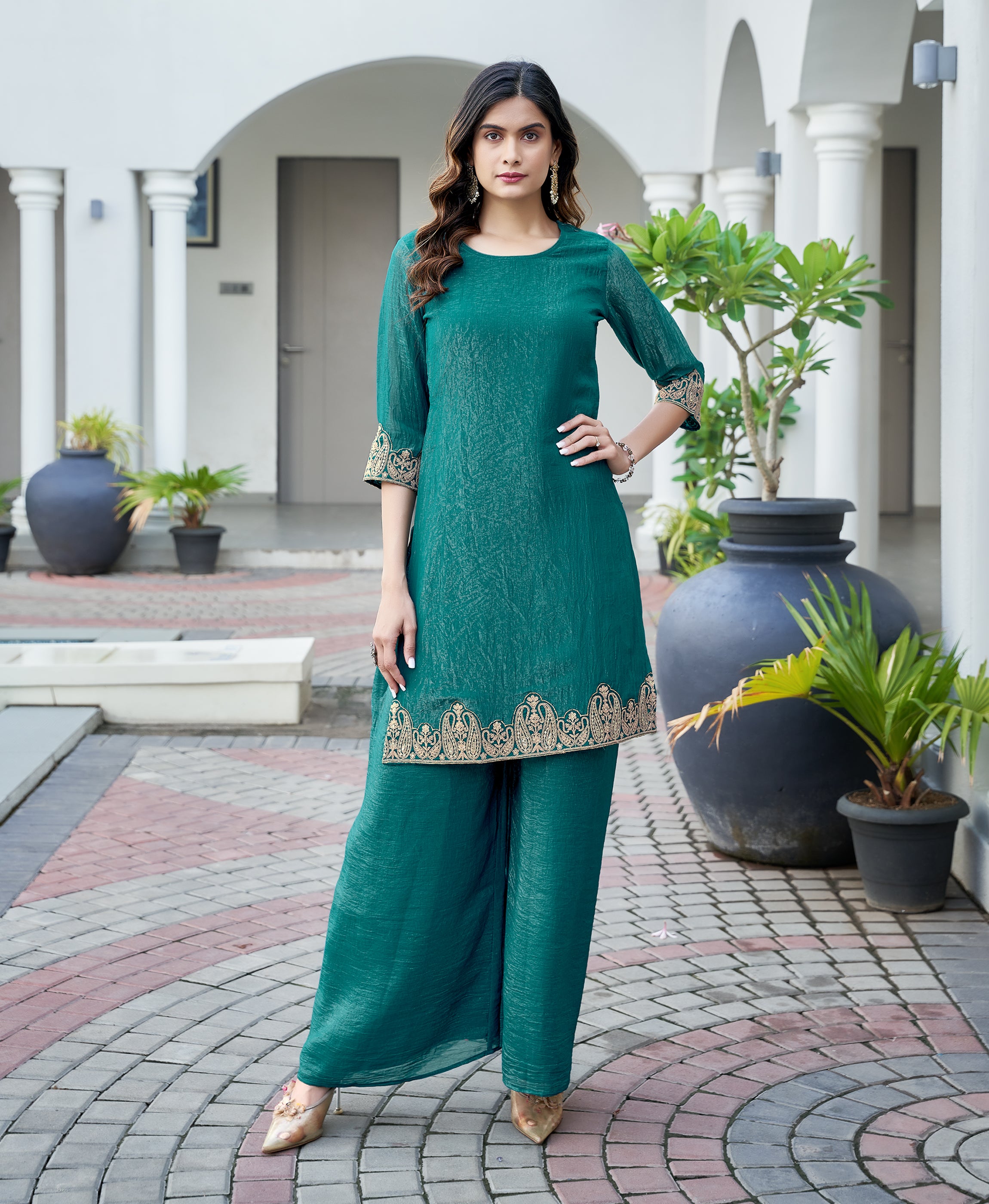 Her Couture Women's Teal Green Crunchy Shimmer Organza Floral Embroidered Festive & Party Co-ord Set