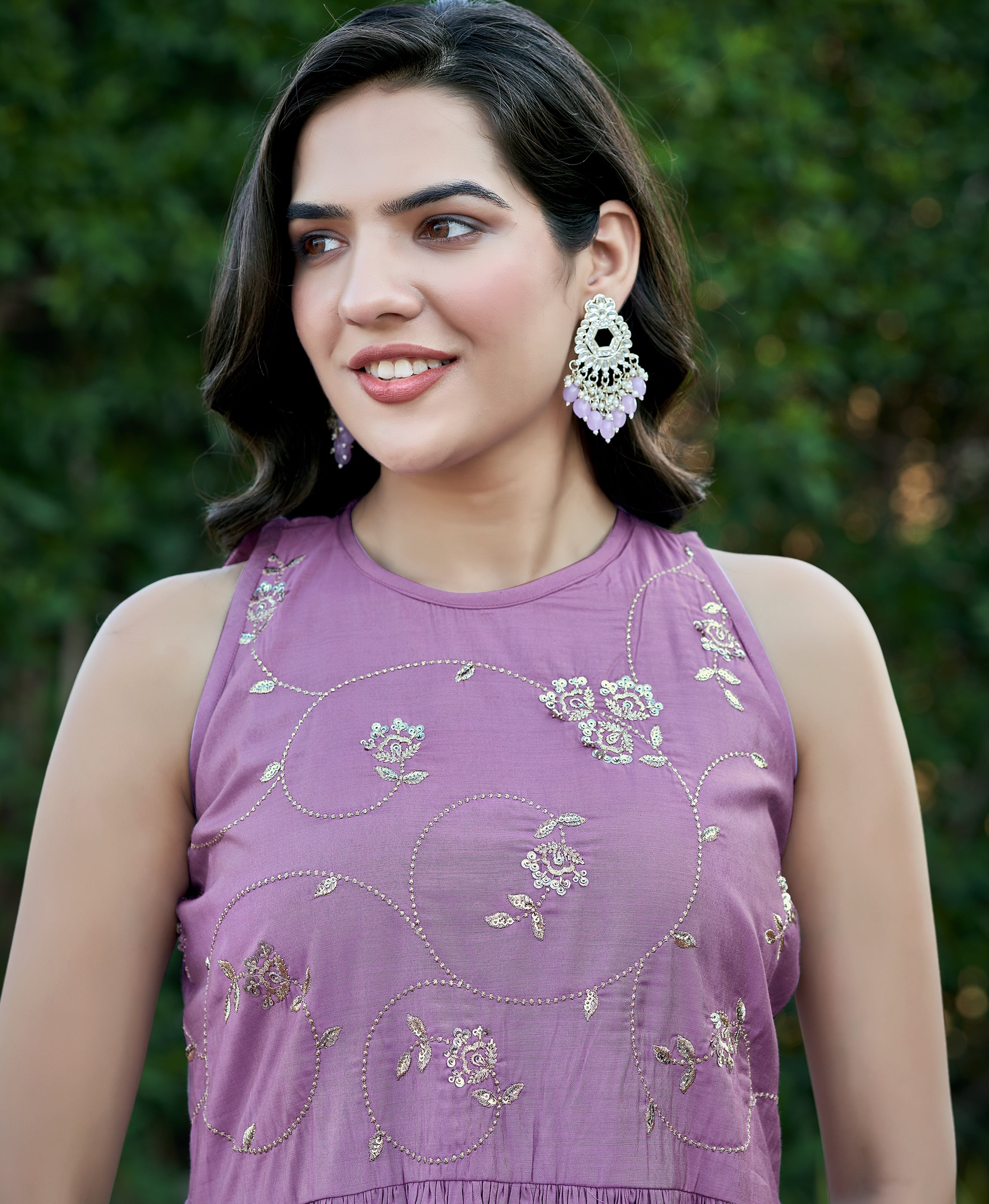 Her Couture Women's Lavender Viscose Shimmer Floral Embroiery Embroidered Nyra-cut Kurta With Palazzo
