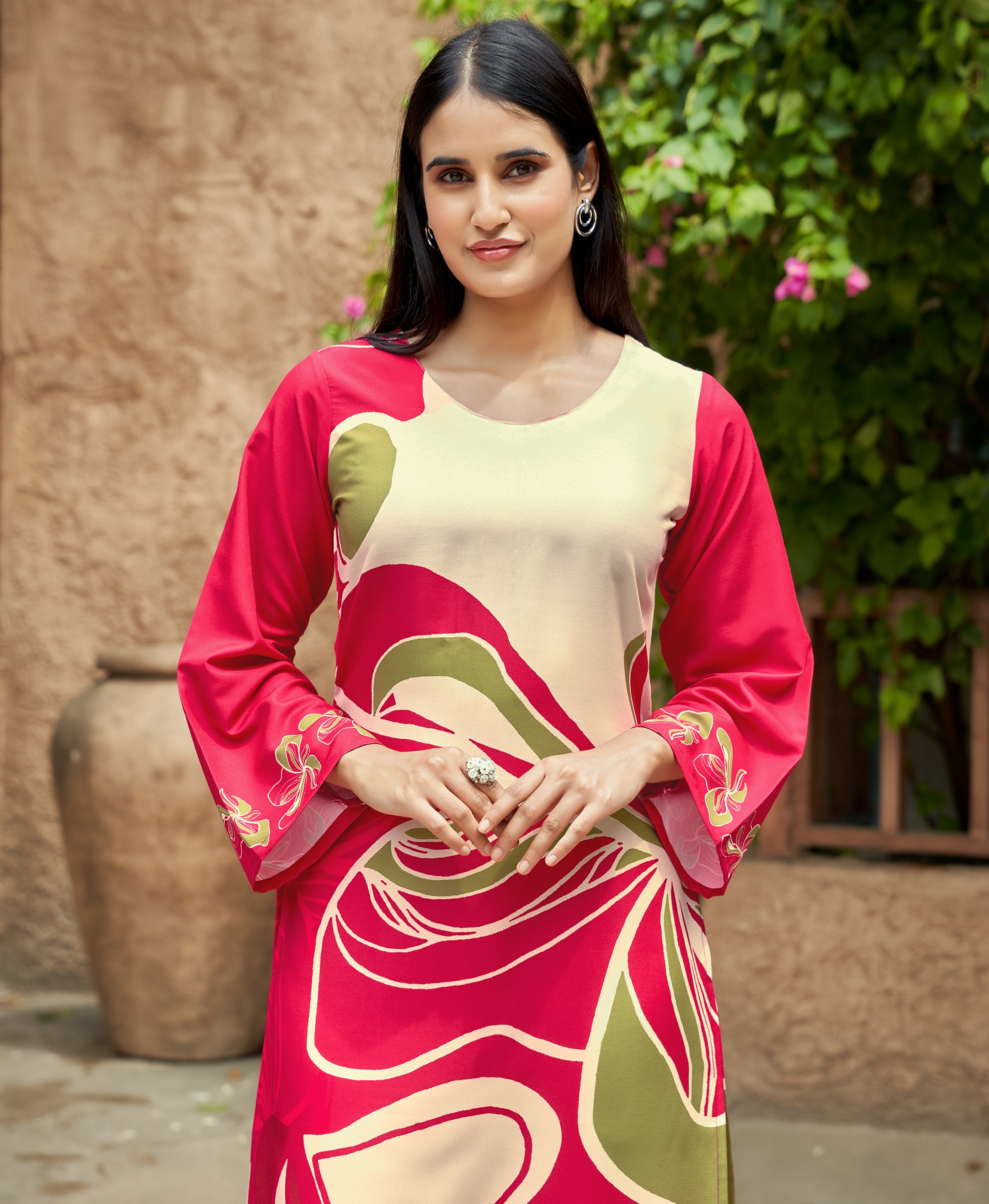 Her Couture Women's Red Viscose Rayon Geometric Printed Straight Kurta