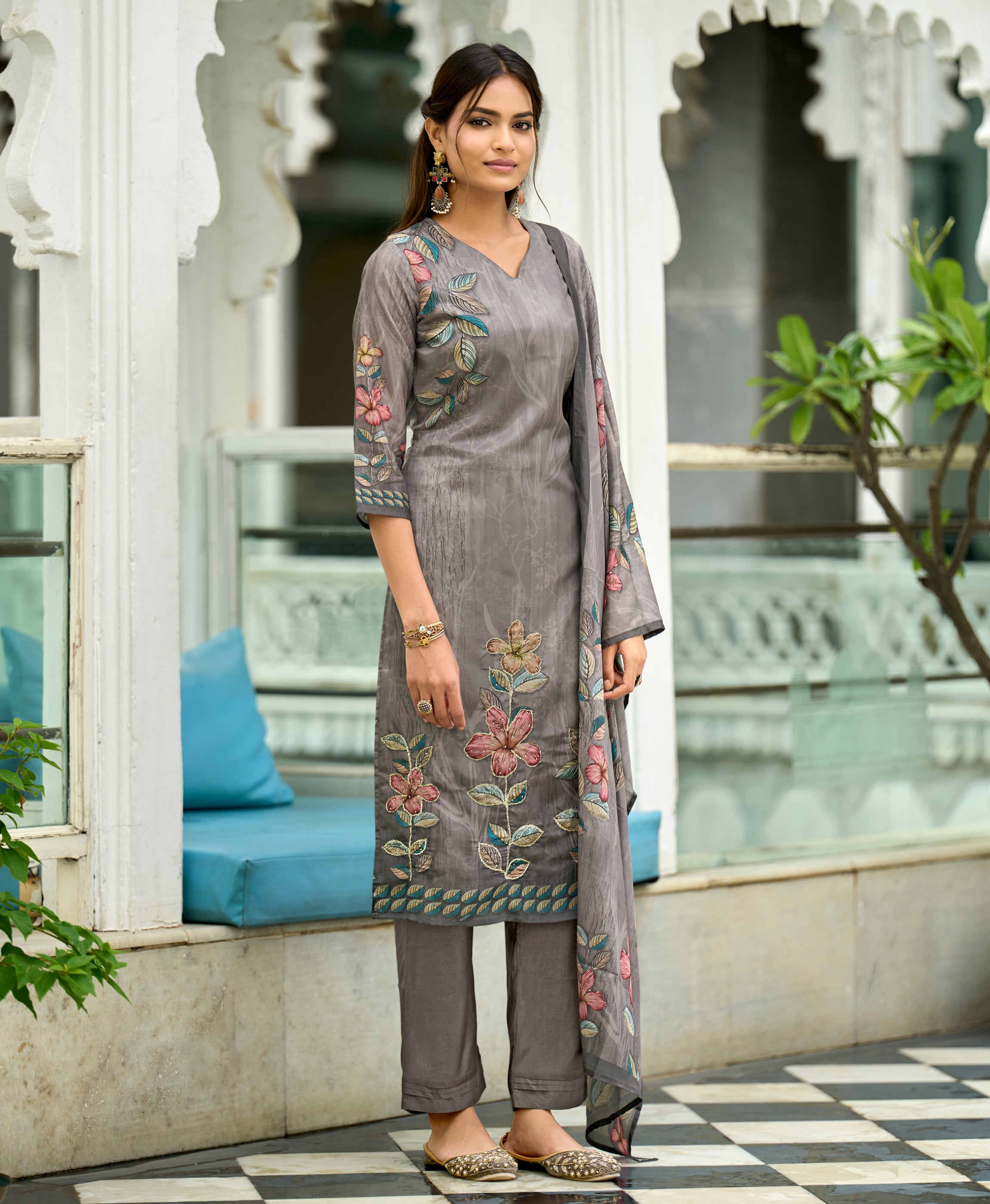 Her Couture Women's Grey HO Organza Floral Printed Straight Kurta With Pant & Printed Dupatta