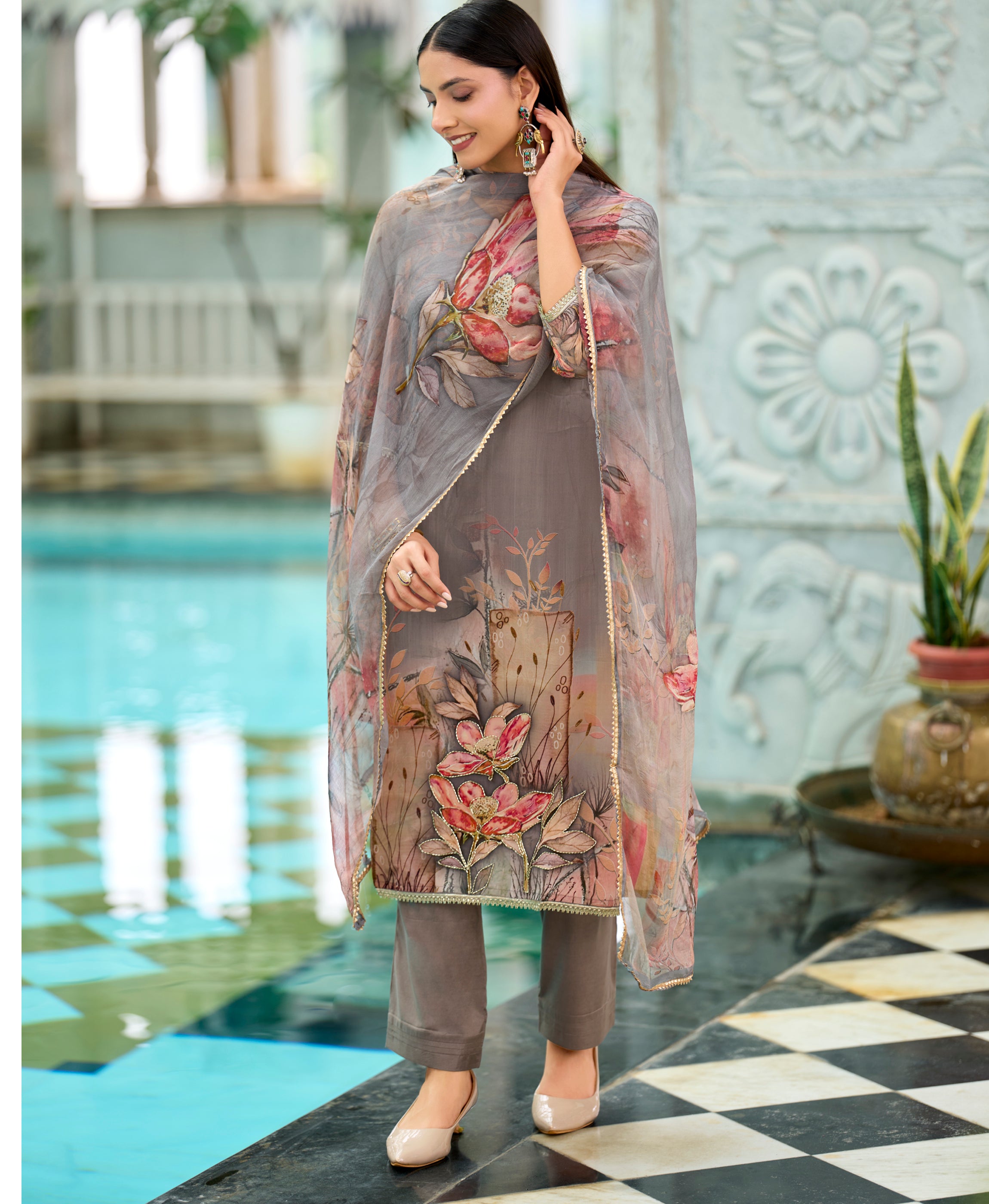 Her Couture Women's Grey Pure Natural Crepe Floral Printed Straight Kurta With Pant & Printed Dupatta