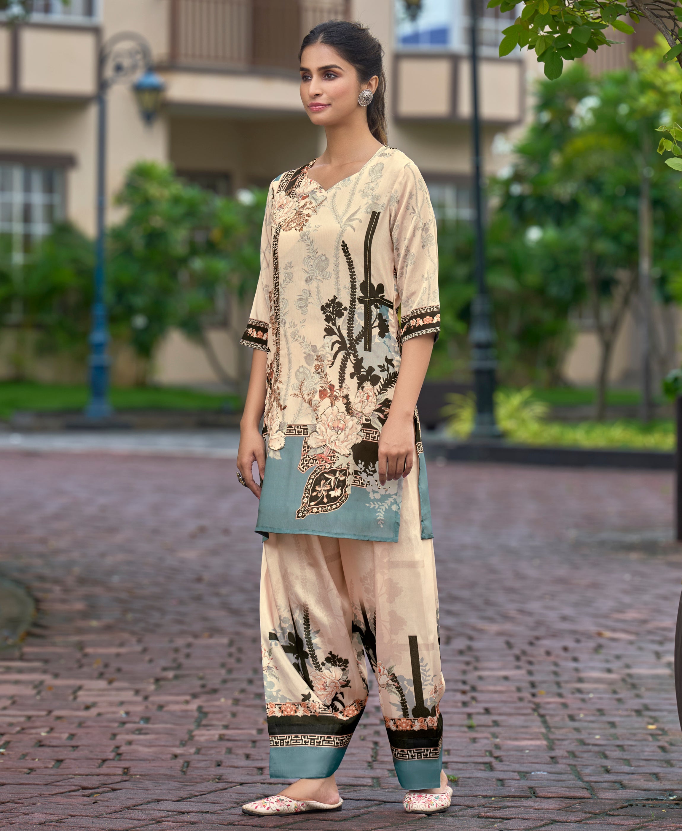 Her Couture Women's Beige Chinon Chiffon Floral Printed Festive & Party Co-ord Set