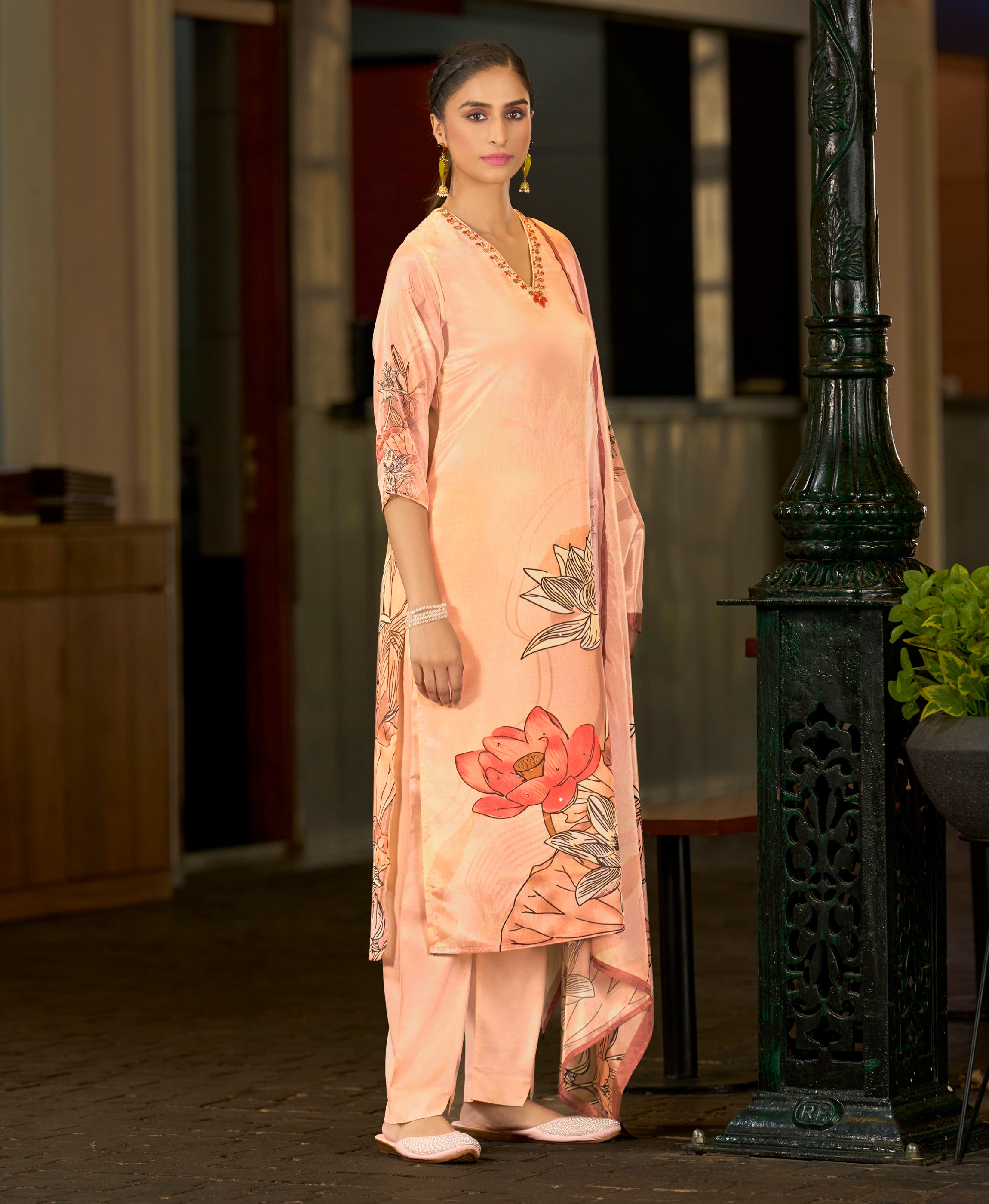 Her Couture Women's Peach Chinon Chiffon Floral Printed Straight Kurta With Comfort Fitting Pant & Printed Dupatta