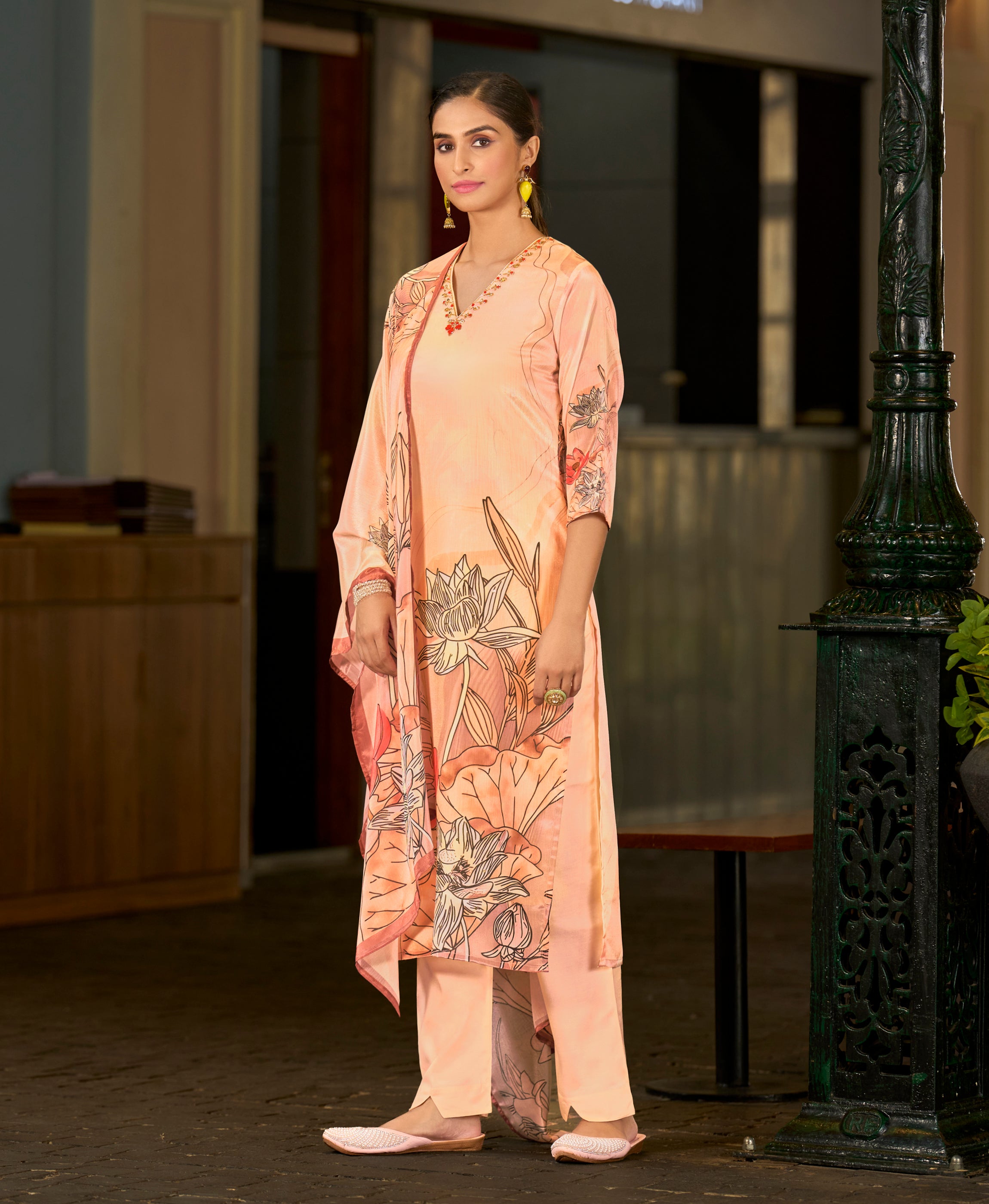 Her Couture Women's Peach Chinon Chiffon Floral Printed Straight Kurta With Comfort Fitting Pant & Printed Dupatta