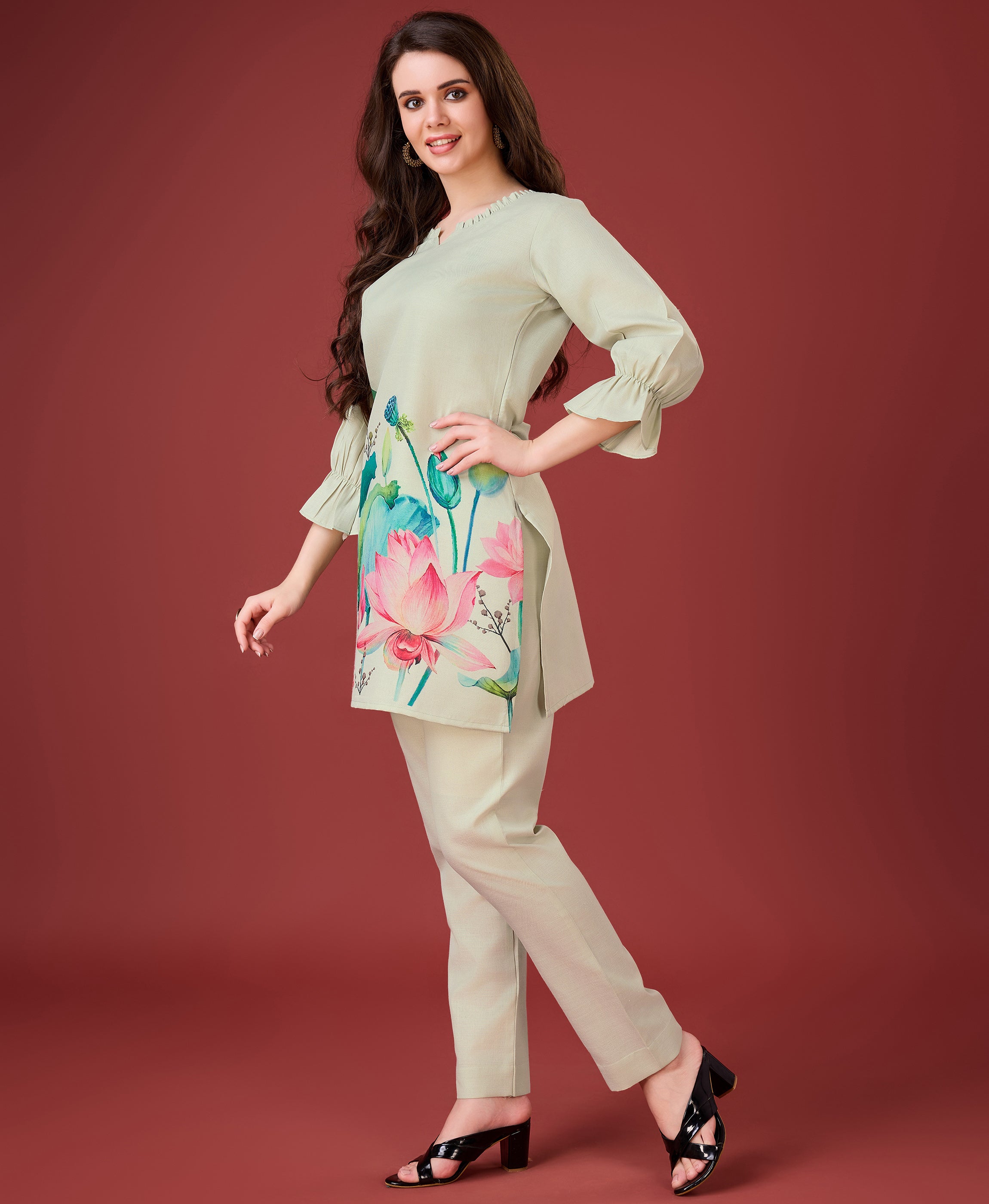Her Couture Women's Ivory Linen Floral Print Causal Co-ord Set