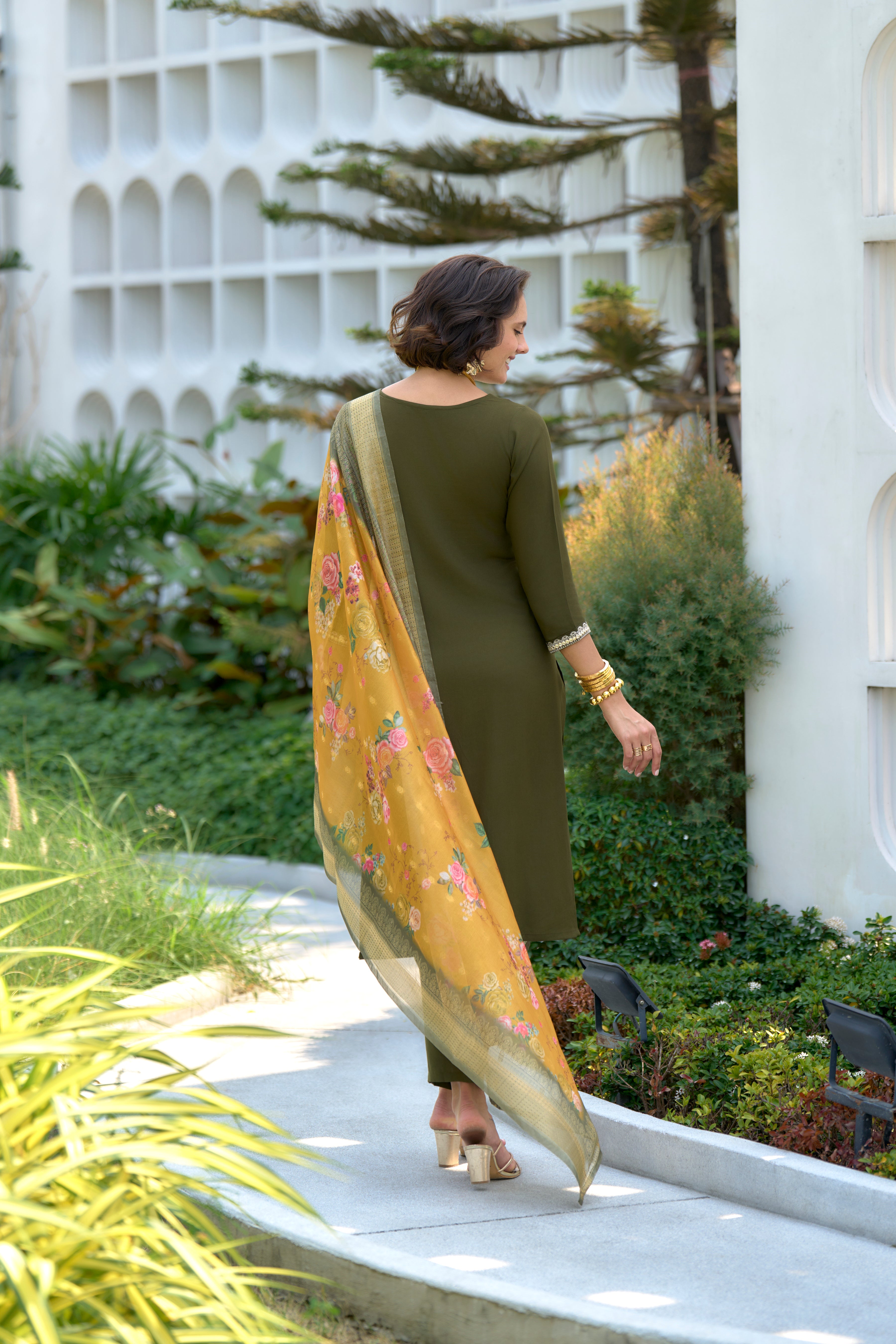 Her Couture Women's Dark Green Viscos Rayon Embroidered Straight Kurta With Pant & Printed Dupatta