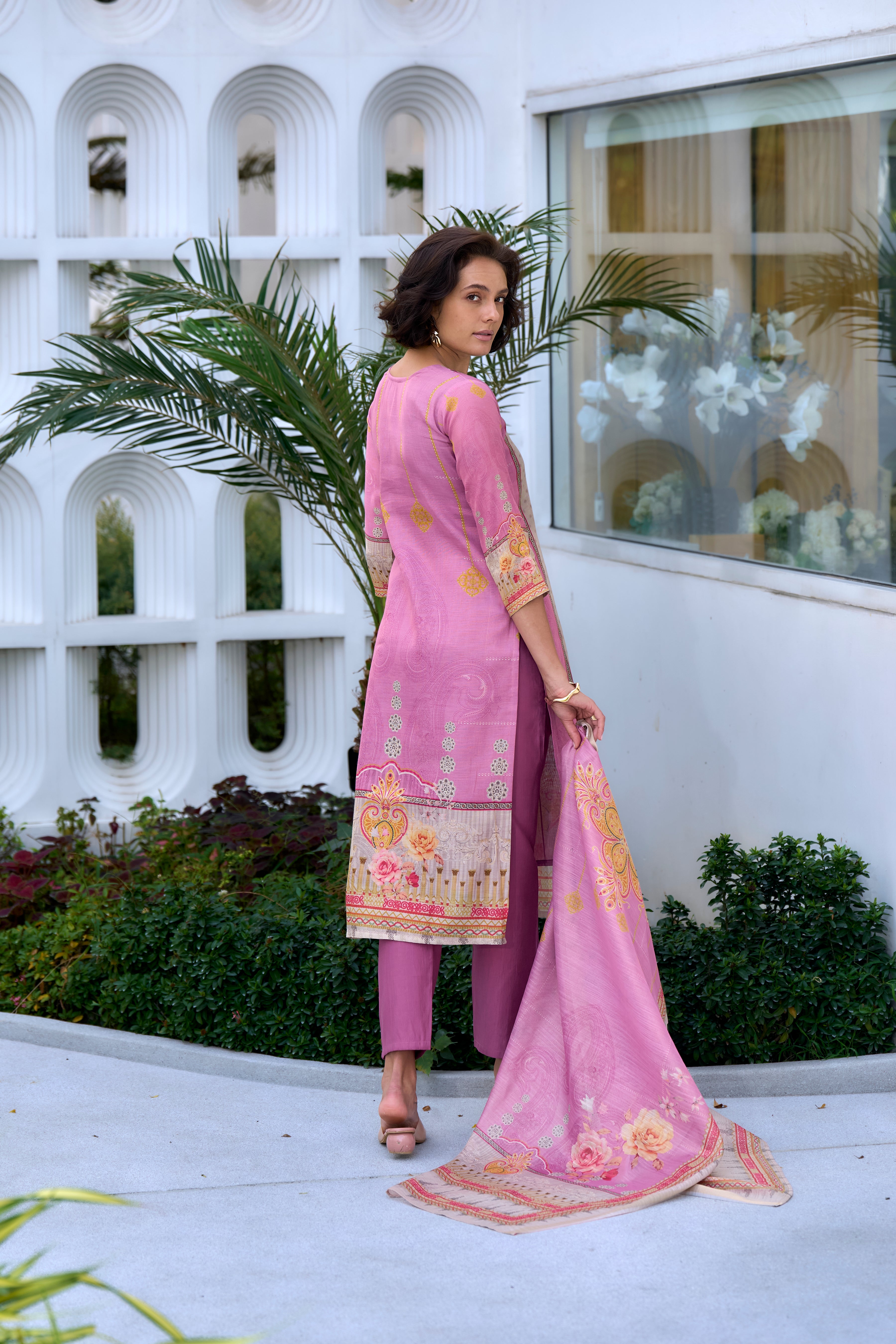 Her Couture Women's Grey Silk Blend Geometric Straight Kurta With Pant & Printed Dupatta