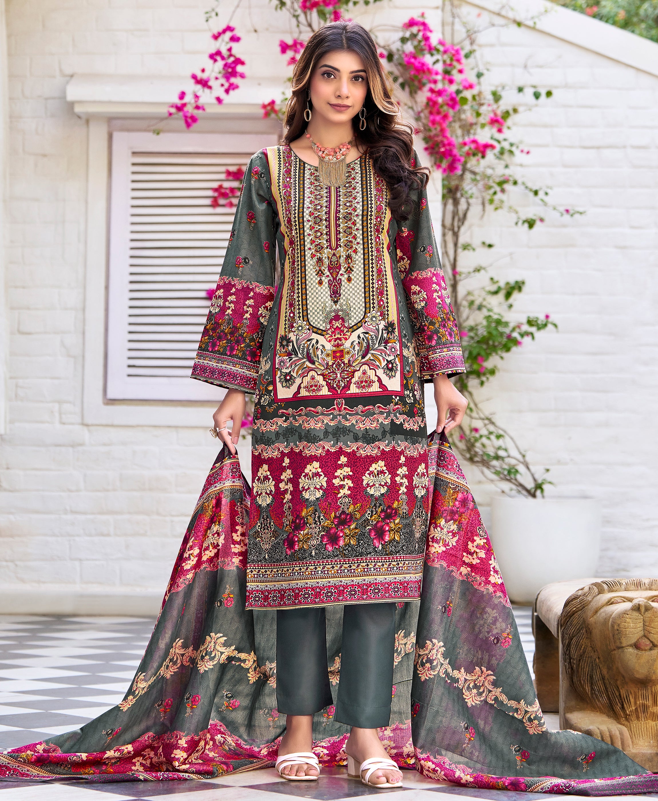 Grey Cotton Blend Pakistani Style Party Kurta Set by Her Couture