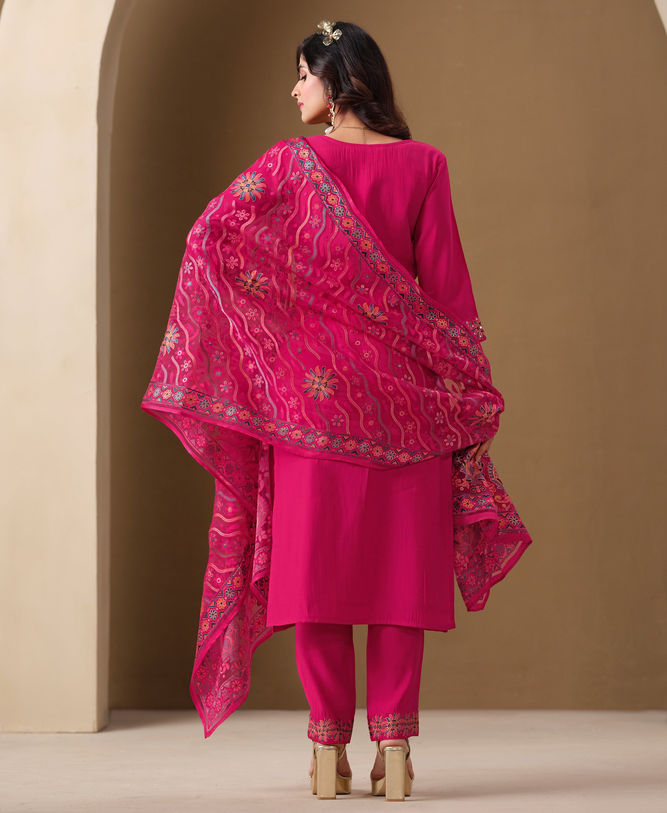 Her Couture Women's Pink Viscose Blend Brasso Floral & Leaf Printed Gold Foil Straight Kurta With Pant & Printed Dupatta