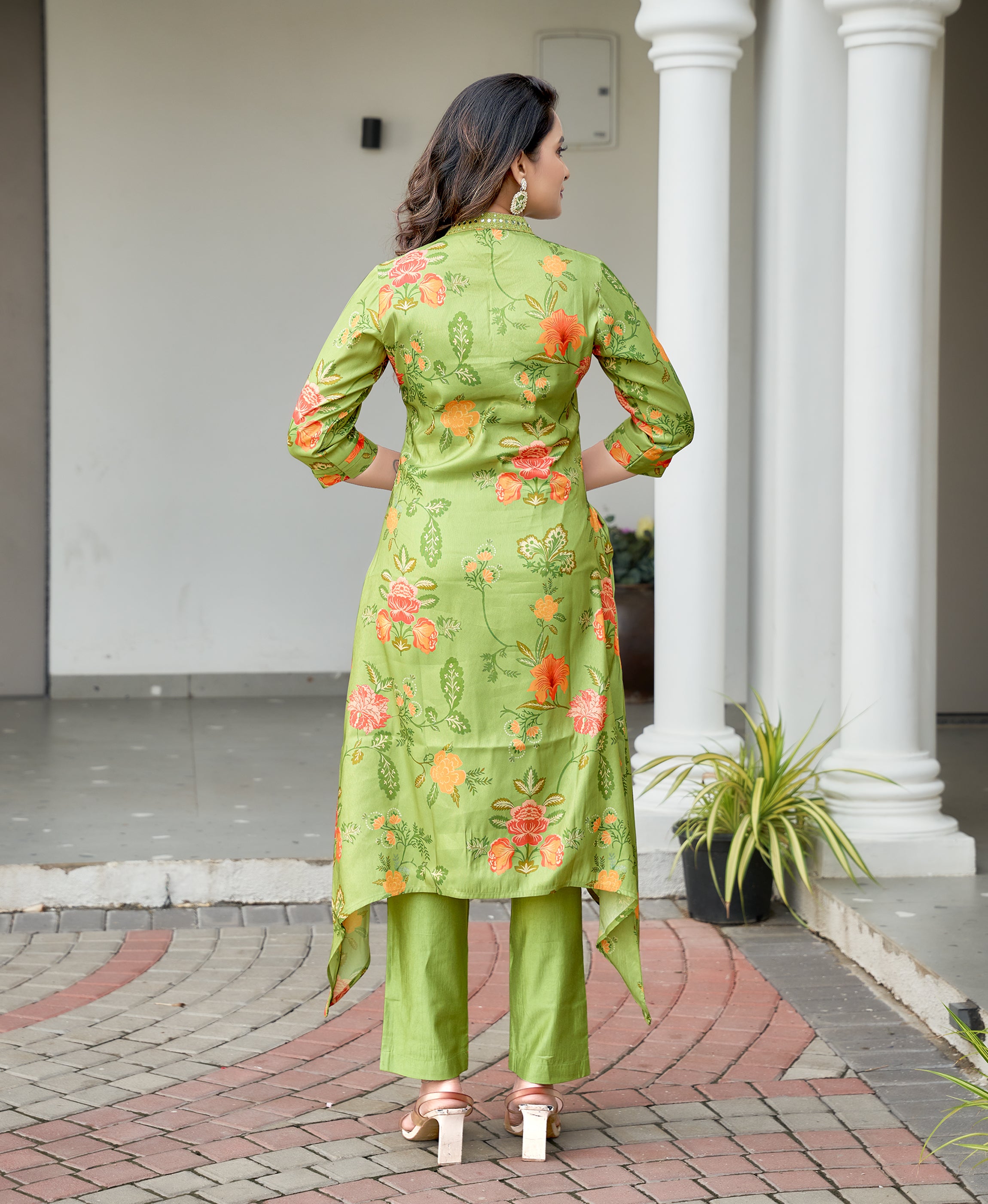 Her Couture Women's Green Shimmer Silk Floral Printed Embroidered Asymmetric Kurta With Pant