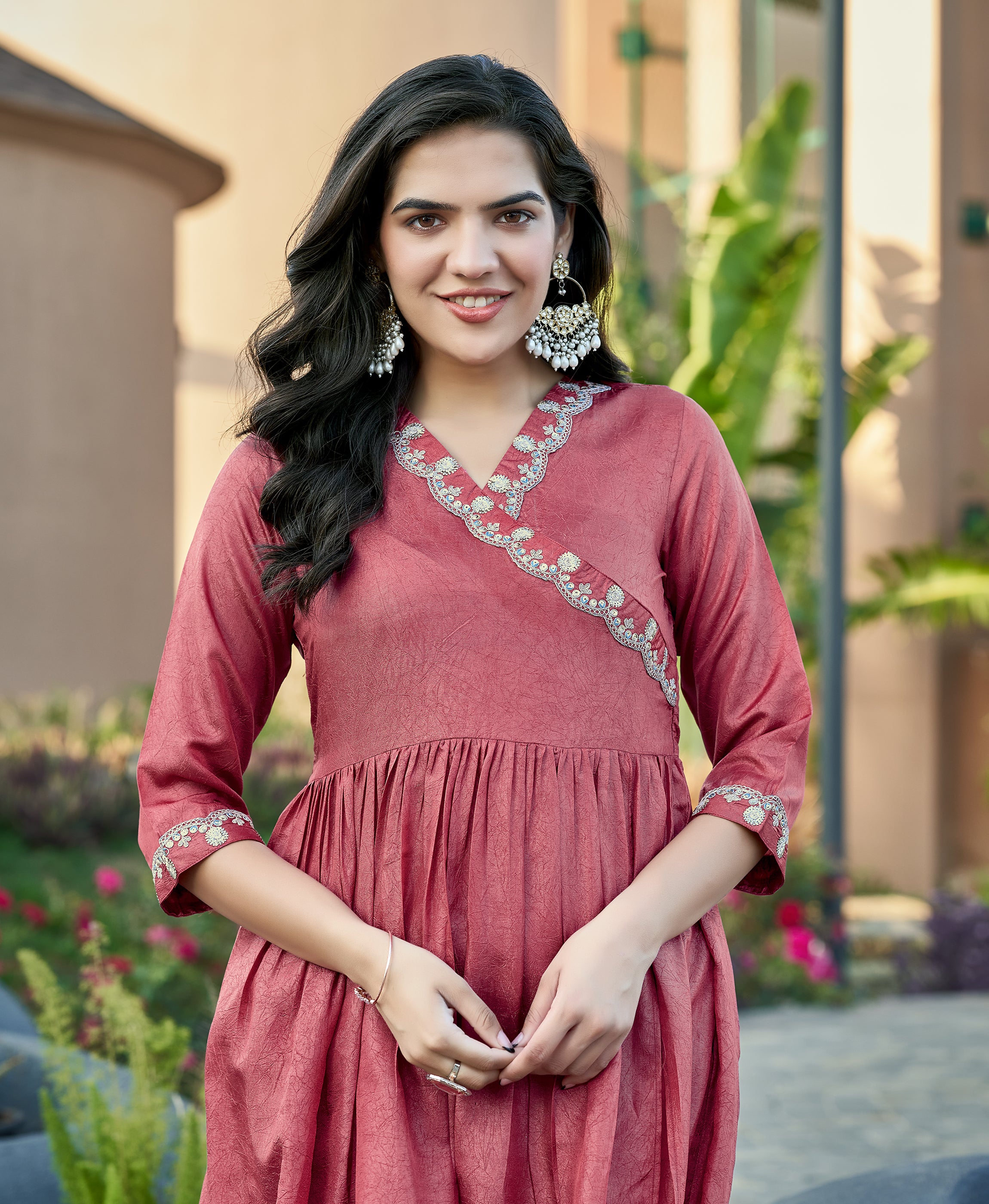 Her Couture Women's Mauve Viscose Spider Floral Embroiery Embroidered Nyra-cut Kurta With Palazzo