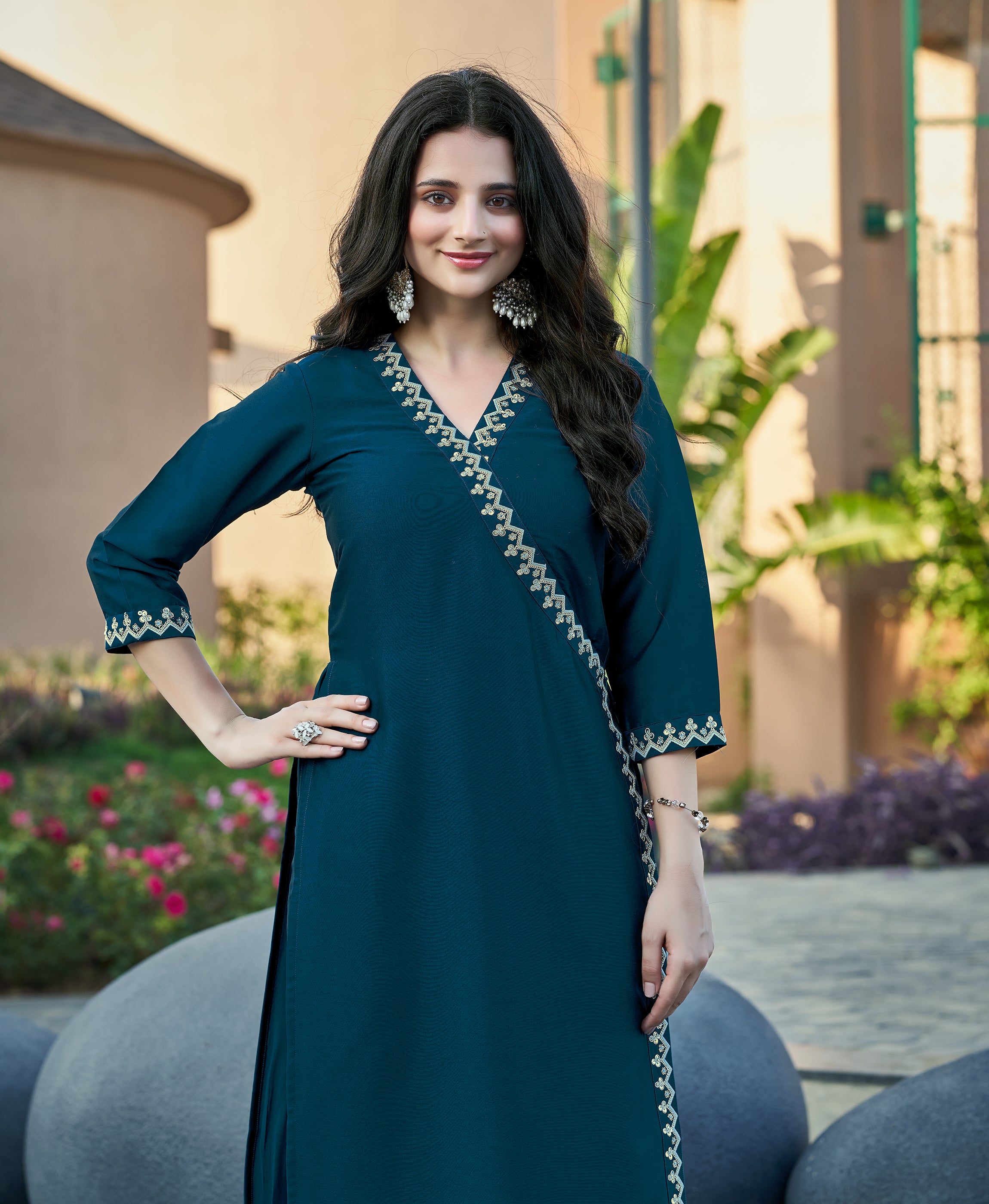 Her Couture Women's Dark Blue Viscose Crystal Floral Embroiery Embroidered Straight Kurta With Pant