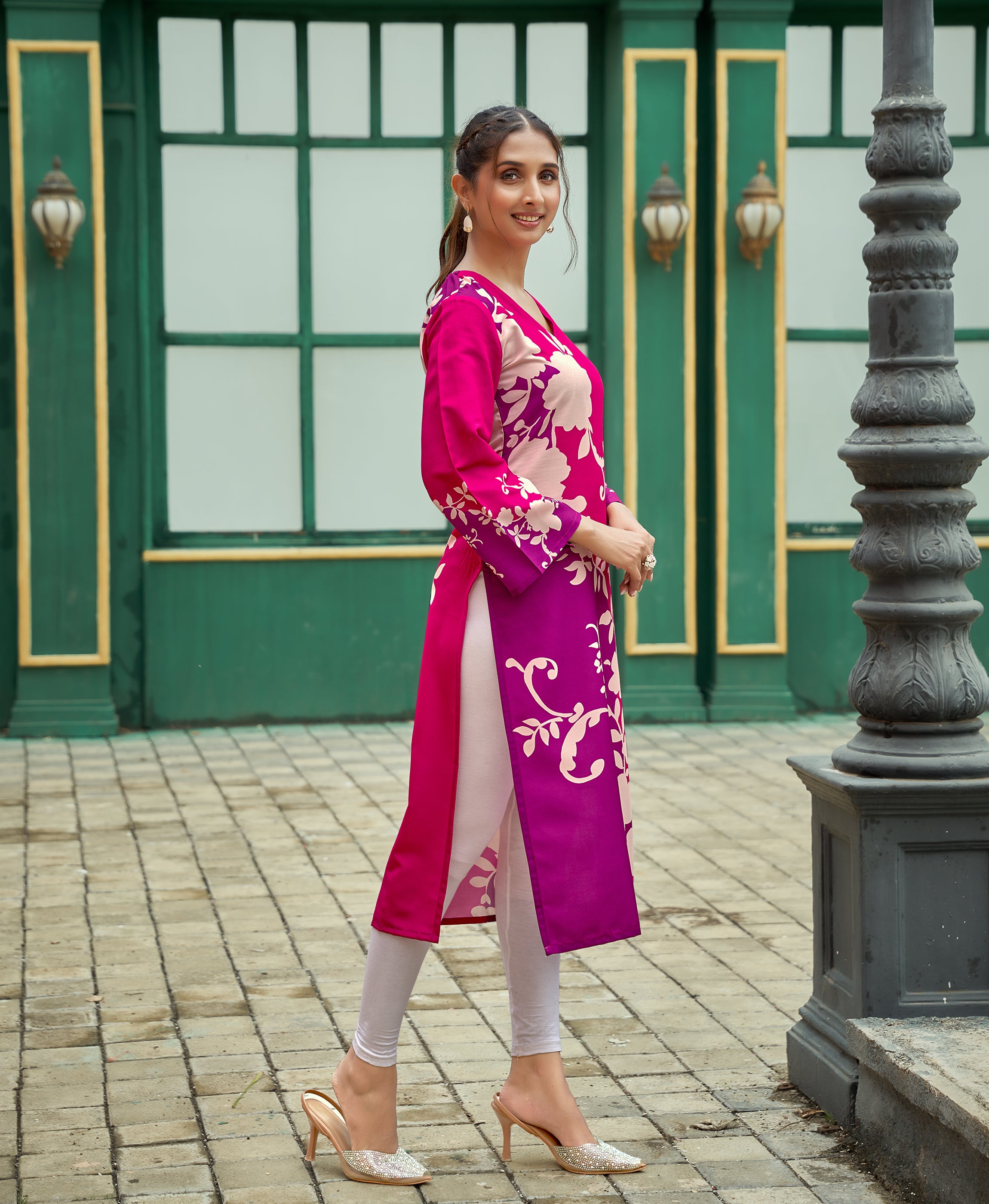 Her Couture Women's Multicolor Viscose Rayon Floral Printed Straight Kurta