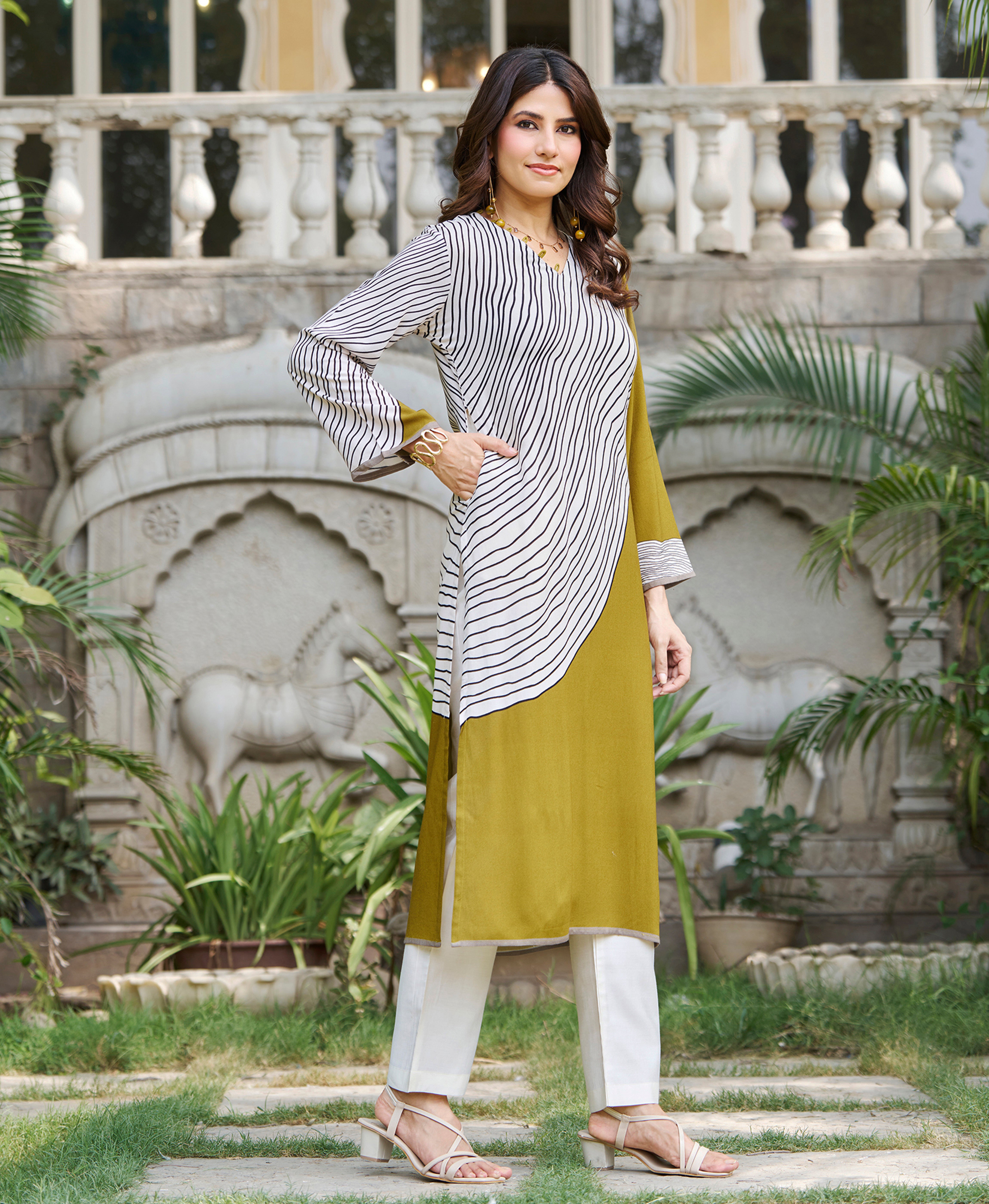 Her Couture Women's Mustard Viscose Rayon Stripes Printed Straight Kurta