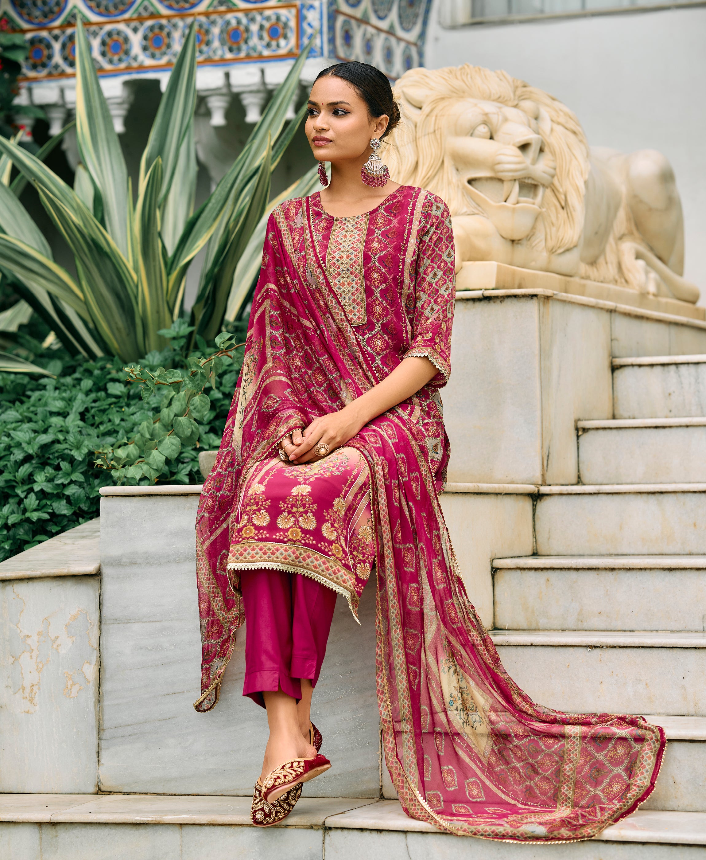 Her Couture Women's Magenta Pure Natural Crepe Floral Printed Straight Kurta With Pant & Printed Dupatta