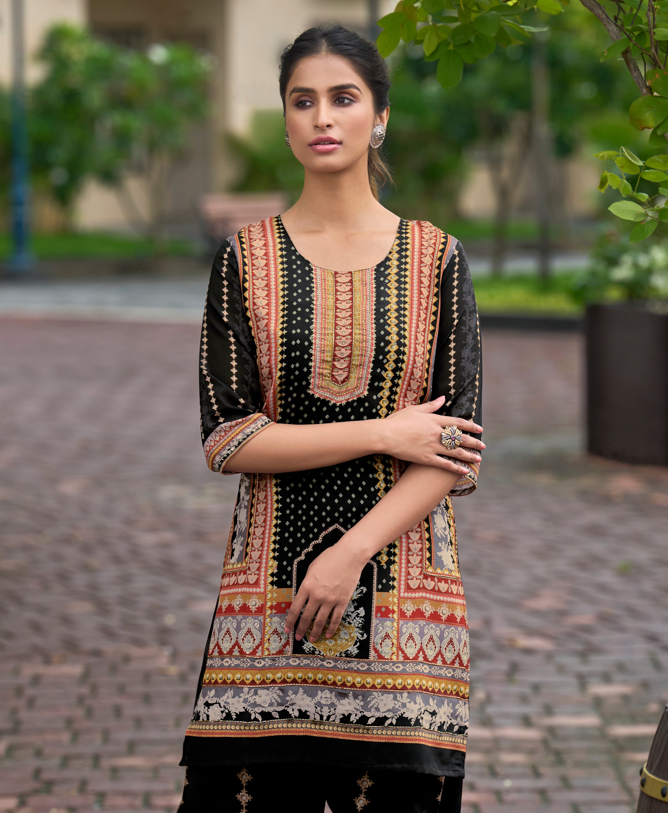 Her Couture Women's Black Chinon Chiffon Abstract Print Festive & Party Co-ord Set